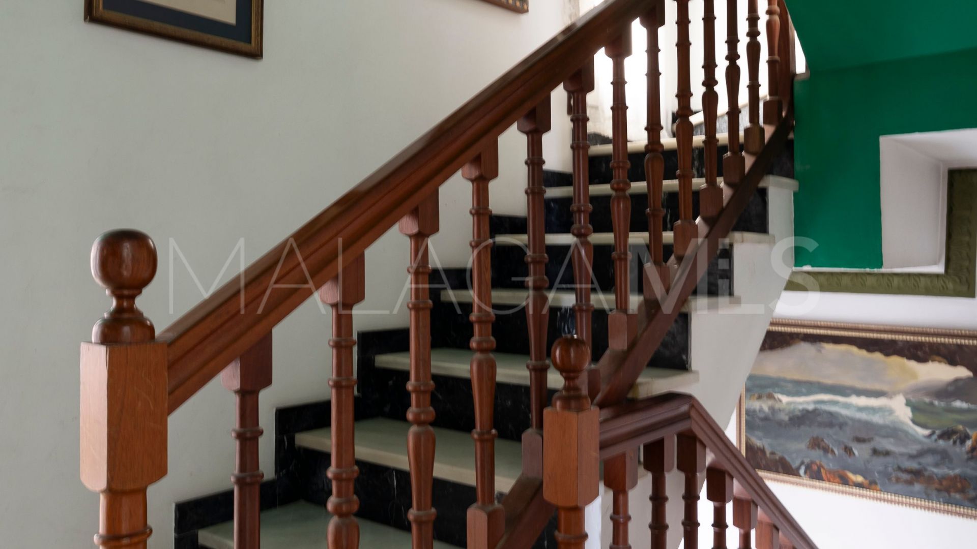 For sale San Pedro de Alcantara house with 8 bedrooms