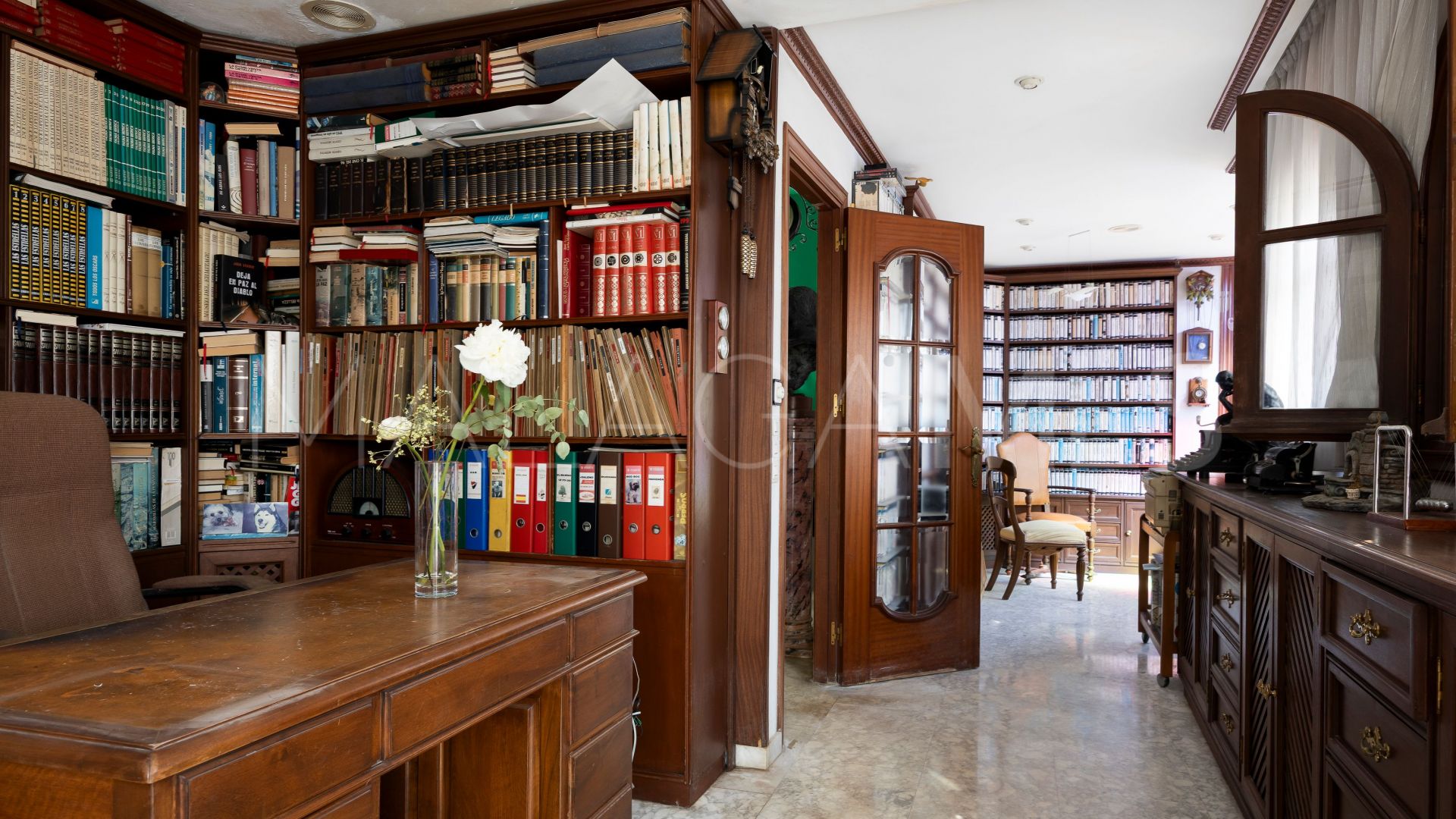 For sale San Pedro de Alcantara house with 8 bedrooms