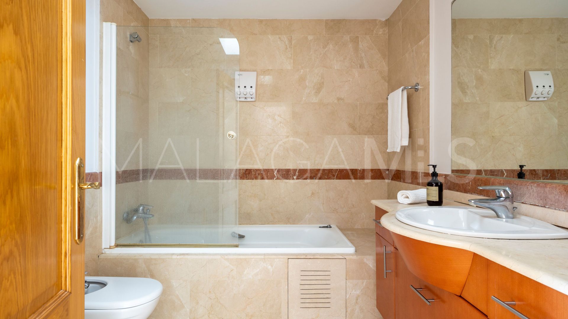 Buy pareado in Marbella Golden Mile