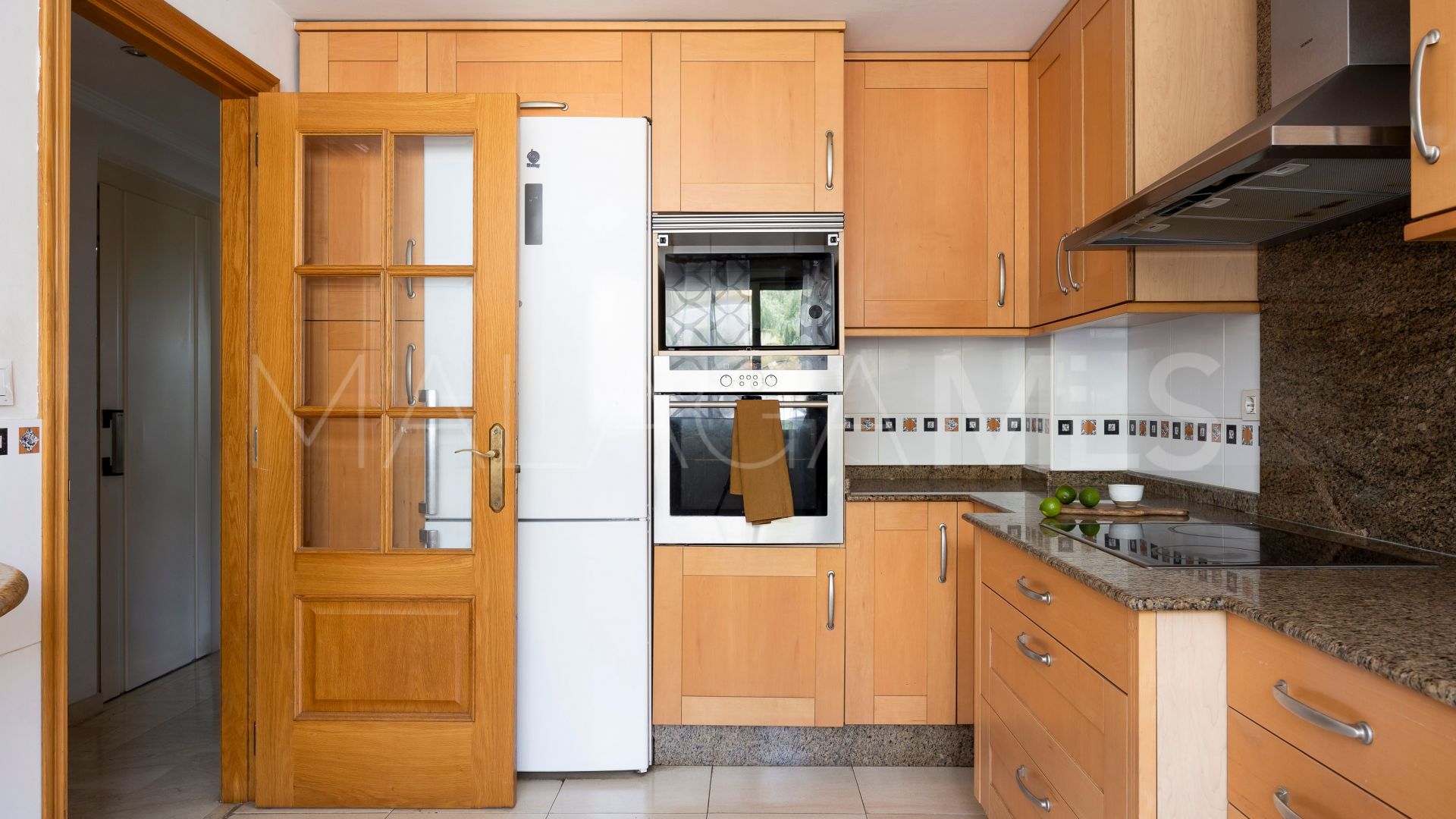 Buy pareado in Marbella Golden Mile