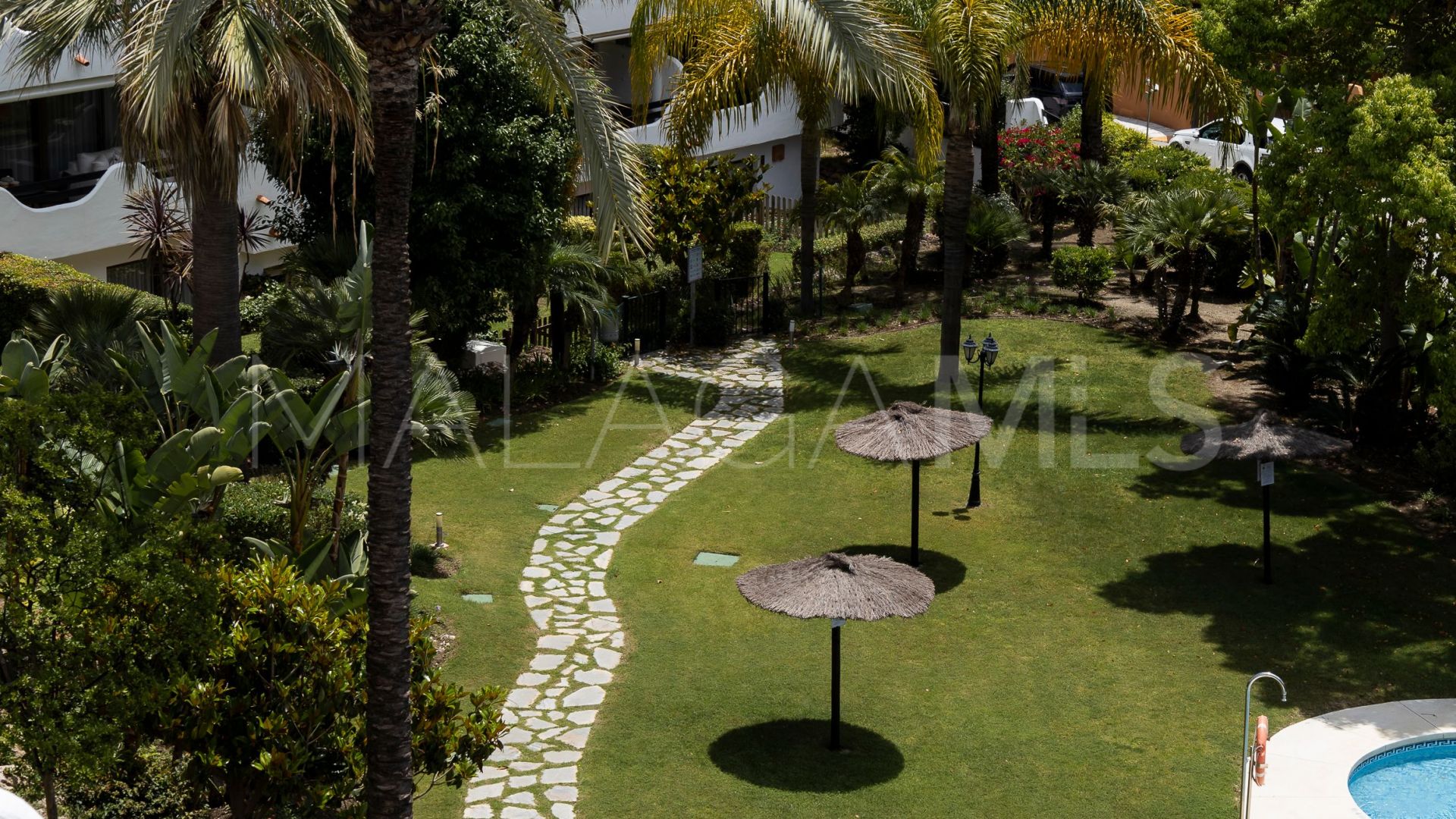 Buy pareado in Marbella Golden Mile