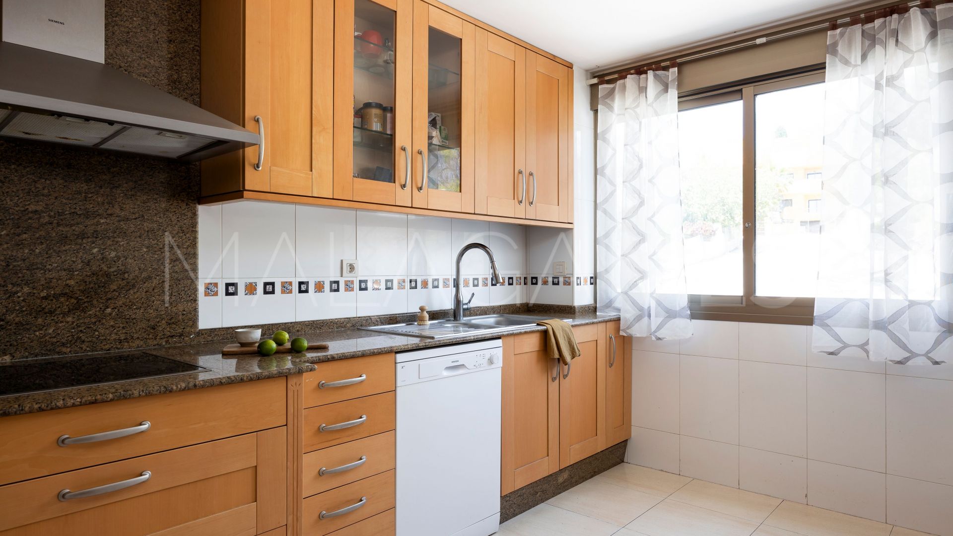 Buy pareado in Marbella Golden Mile