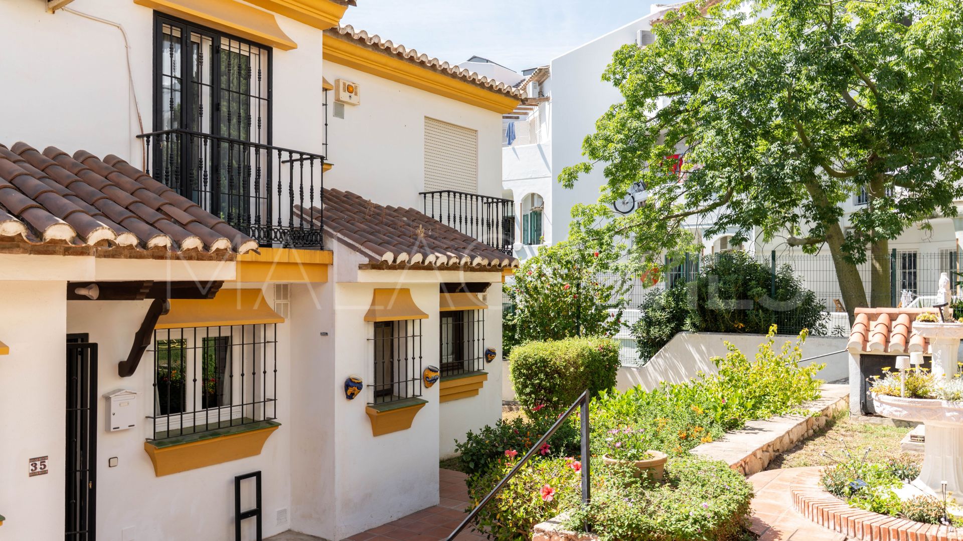 Radhus for sale in Mijas