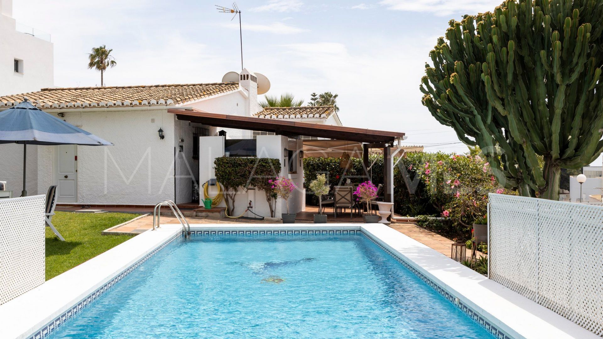Villa for sale in Mijas Costa