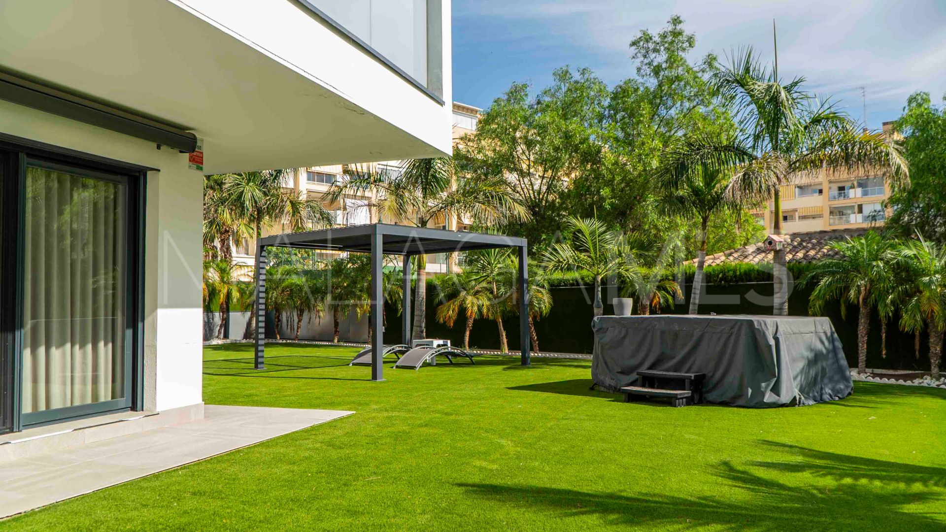 Erdgeschosswohnung for sale in Torremolinos