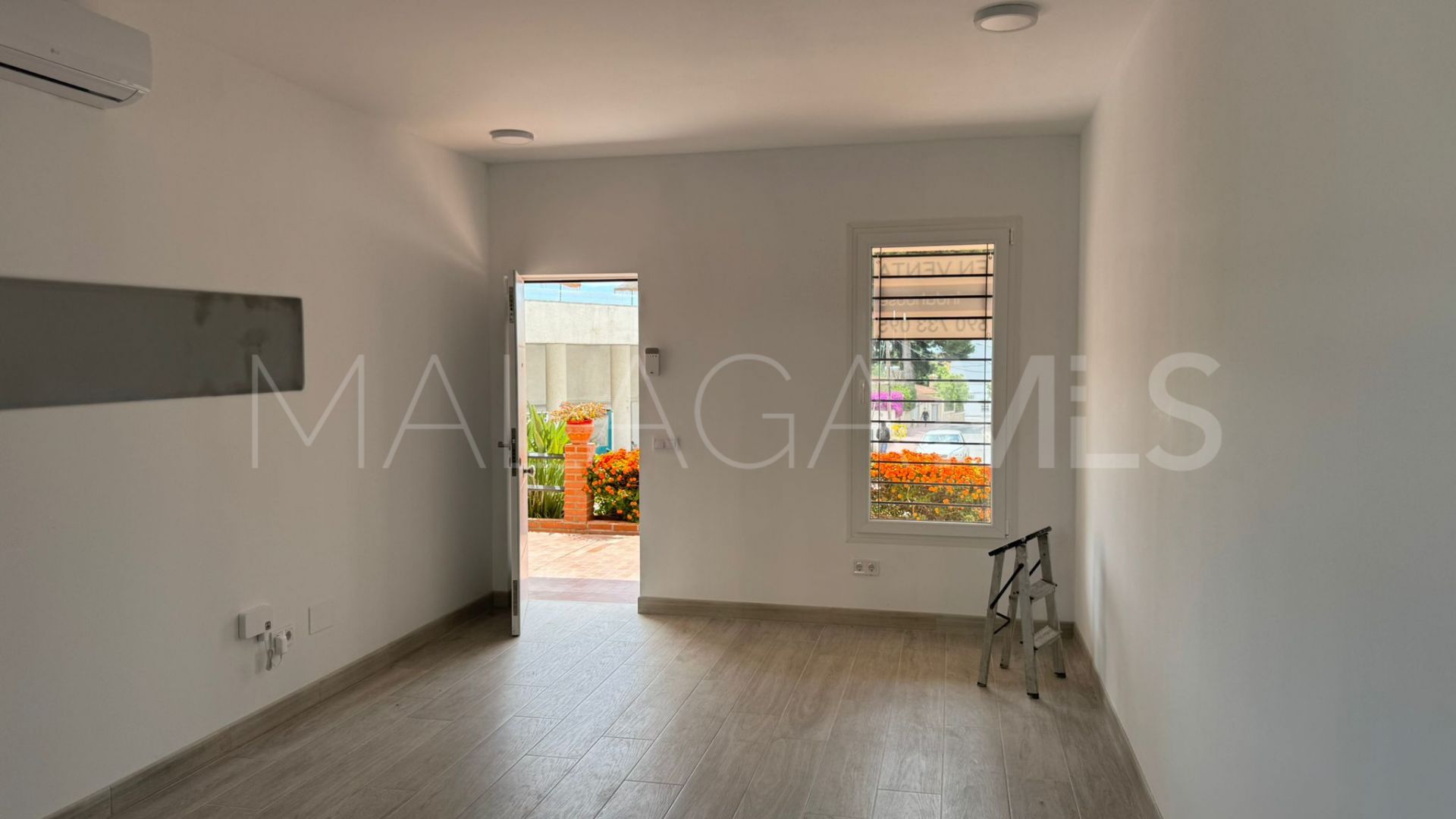 Benalmadena Costa 2 bedrooms ground floor apartment for sale