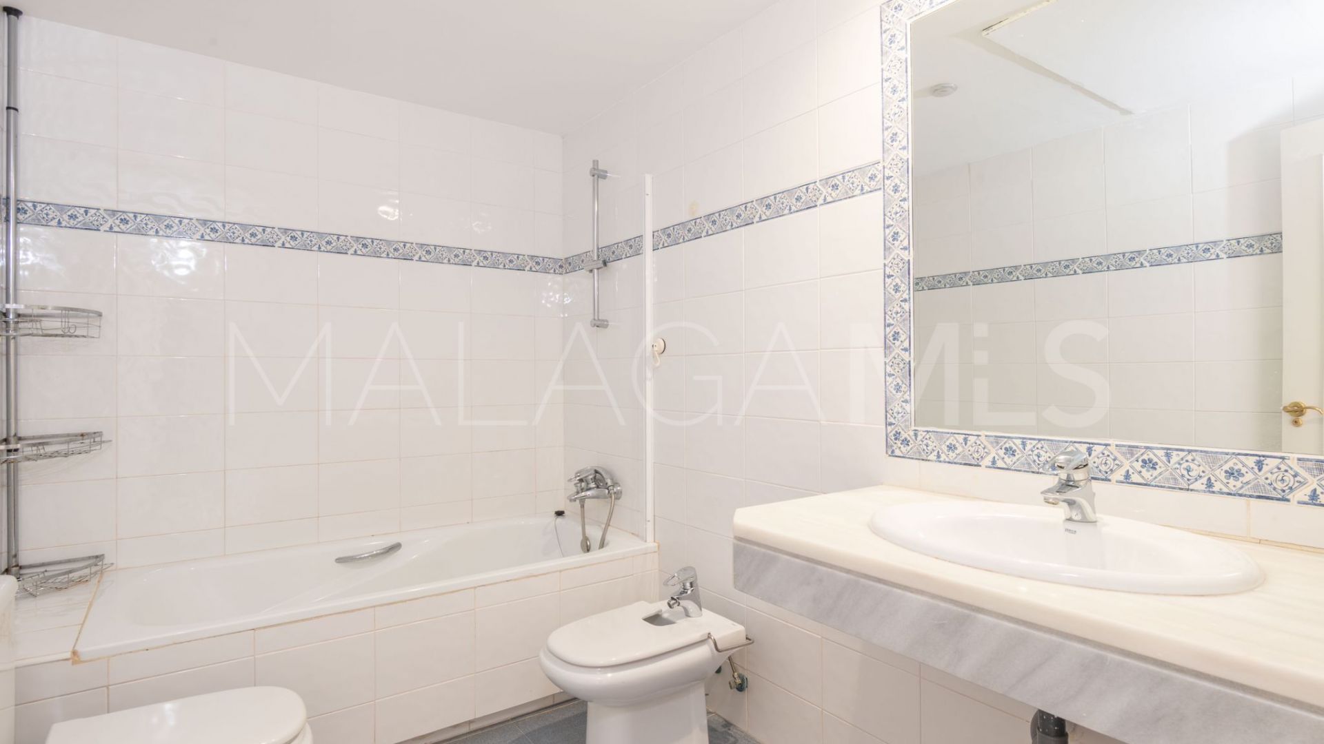 Zweistöckiges penthouse for sale in Artola