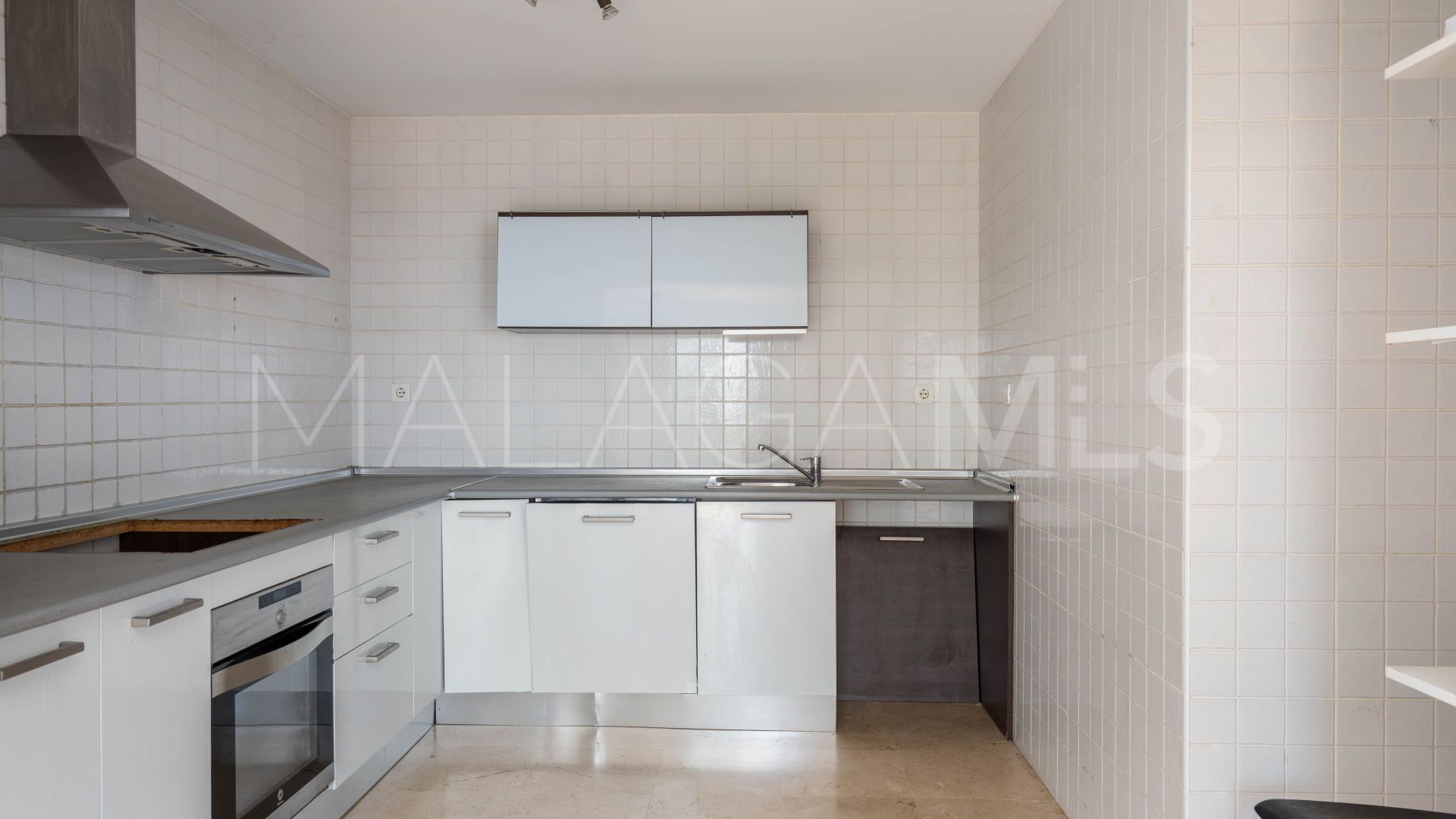 Radhus for sale in Istan