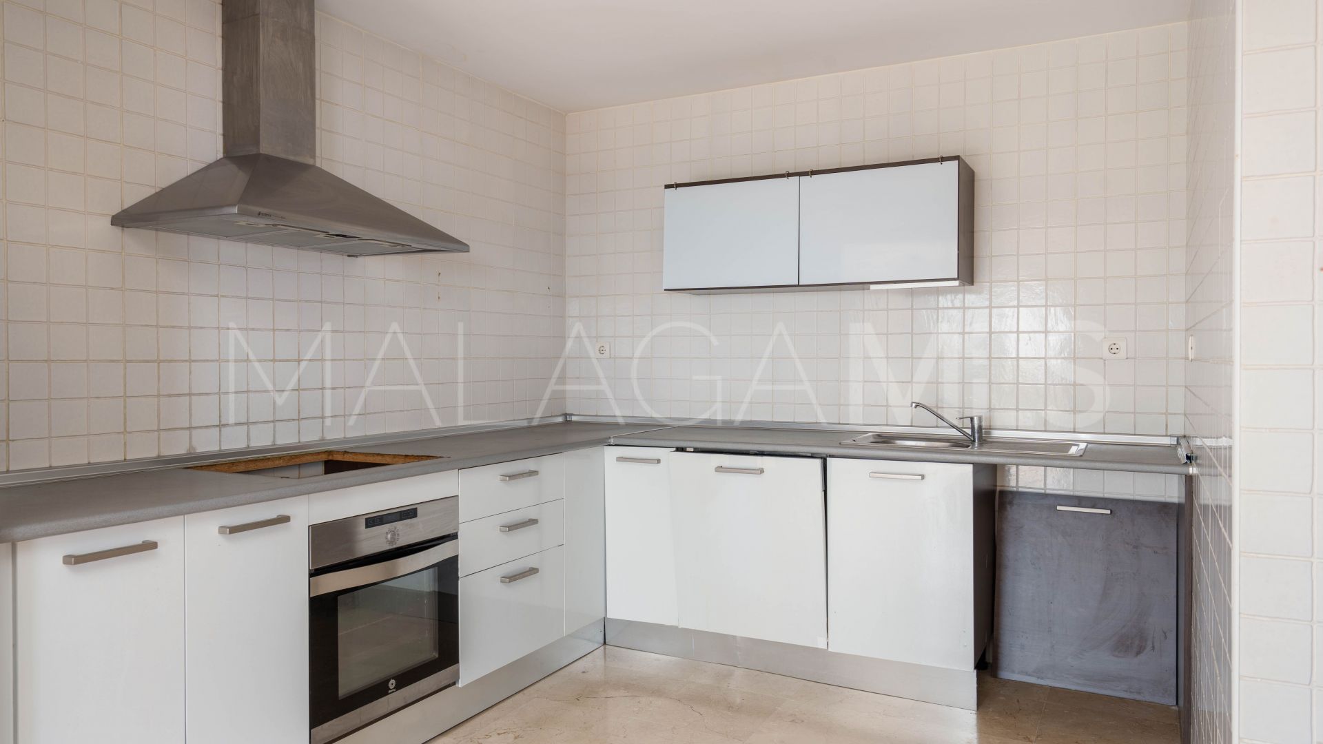 Radhus for sale in Istan