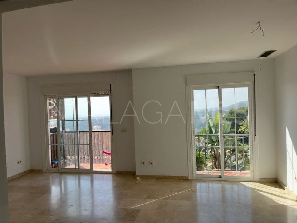 Maison de ville for sale in Istan