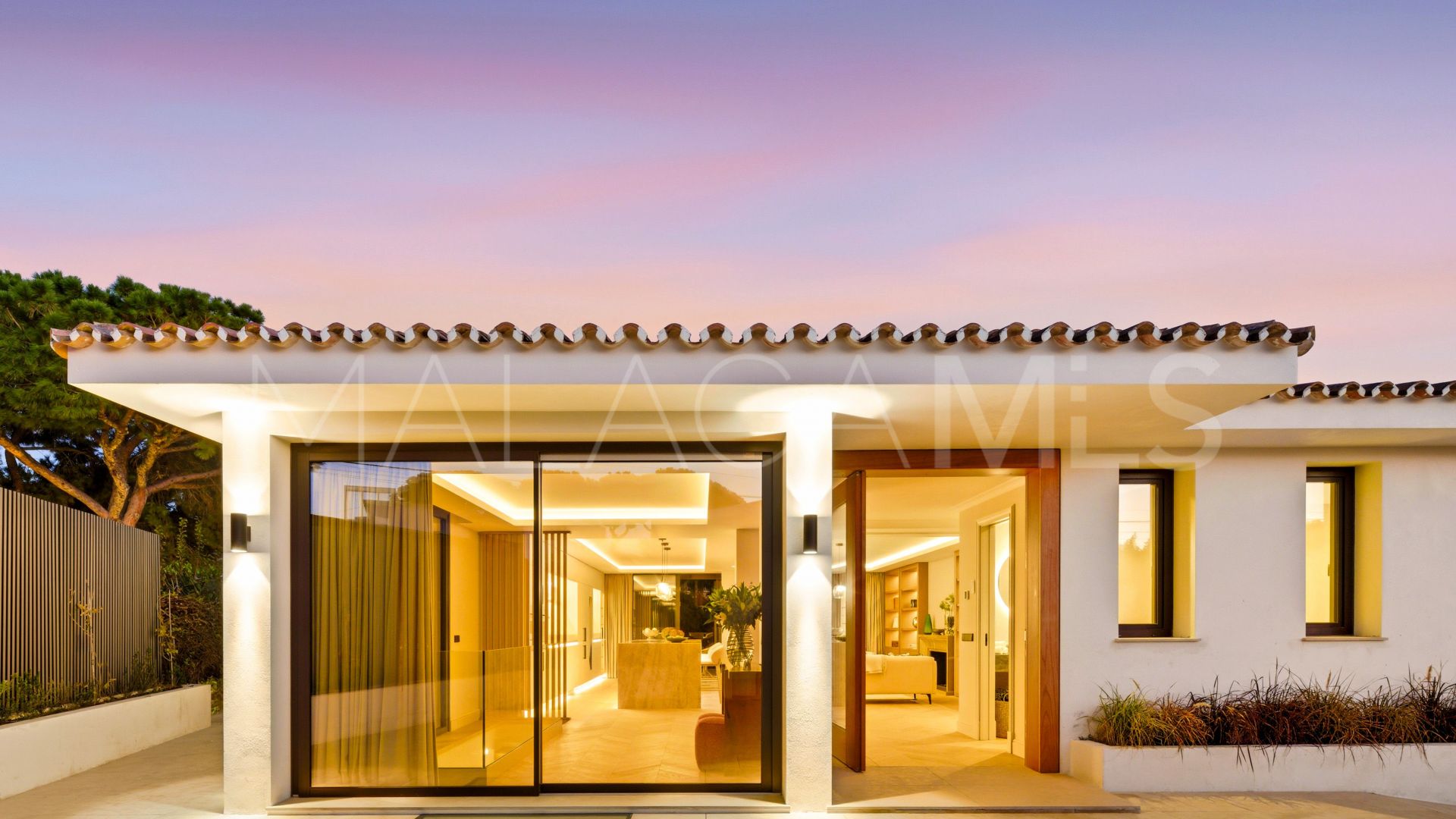 Maison for sale in Elviria