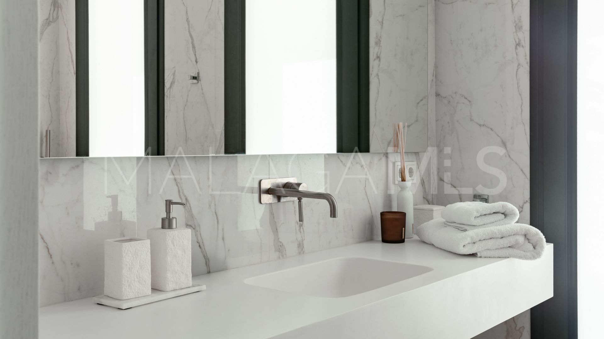 Villa for sale in Los Flamingos