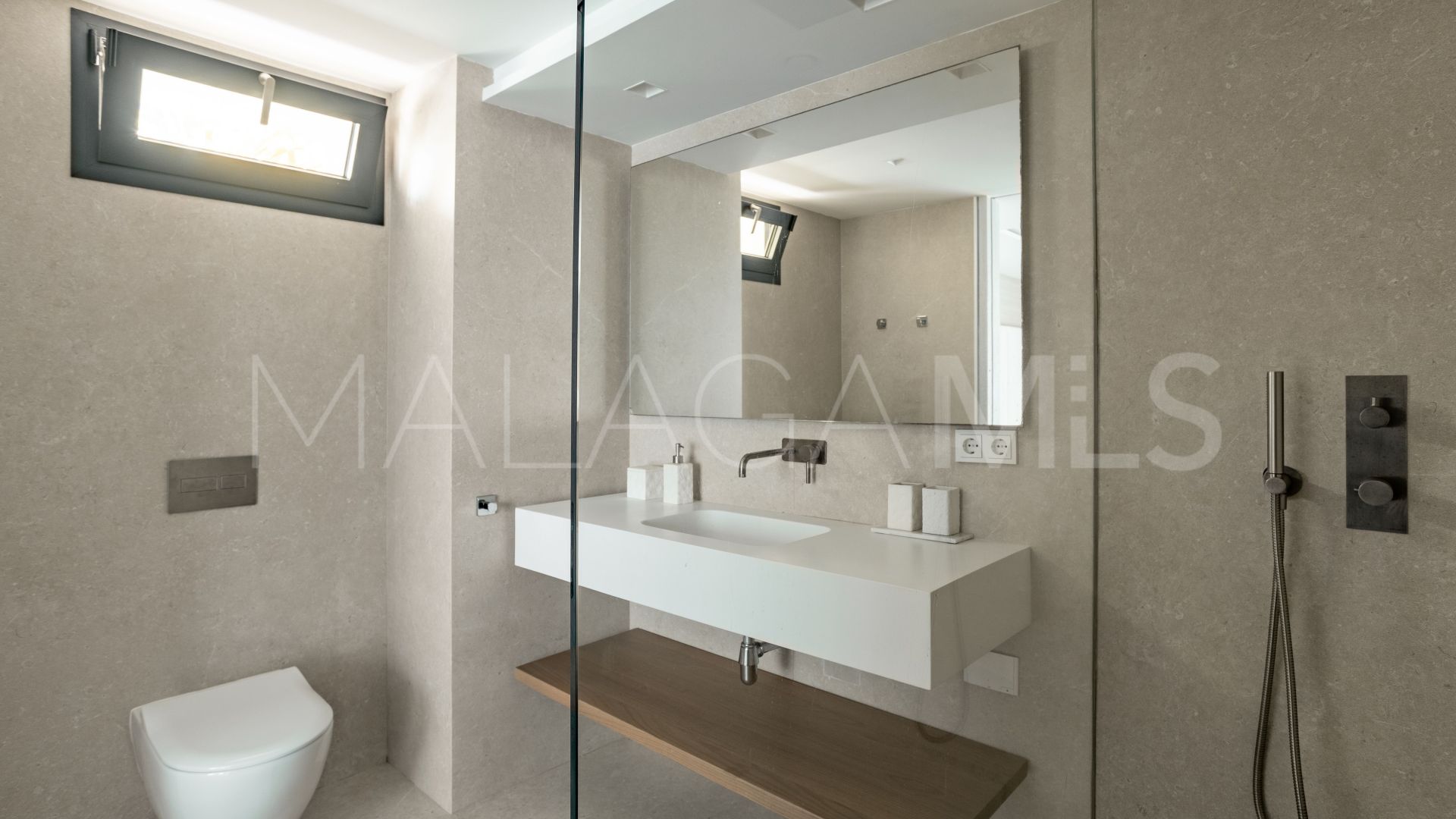 Villa for sale in Los Flamingos