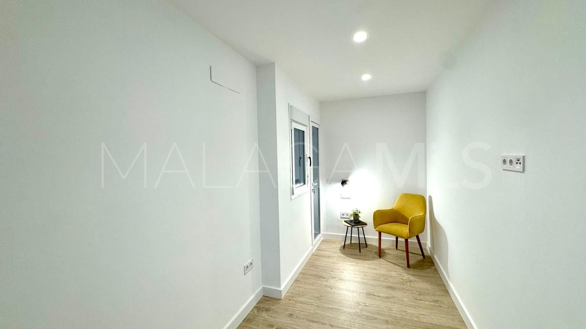 Buy Perchel Norte - La Trinidad apartment