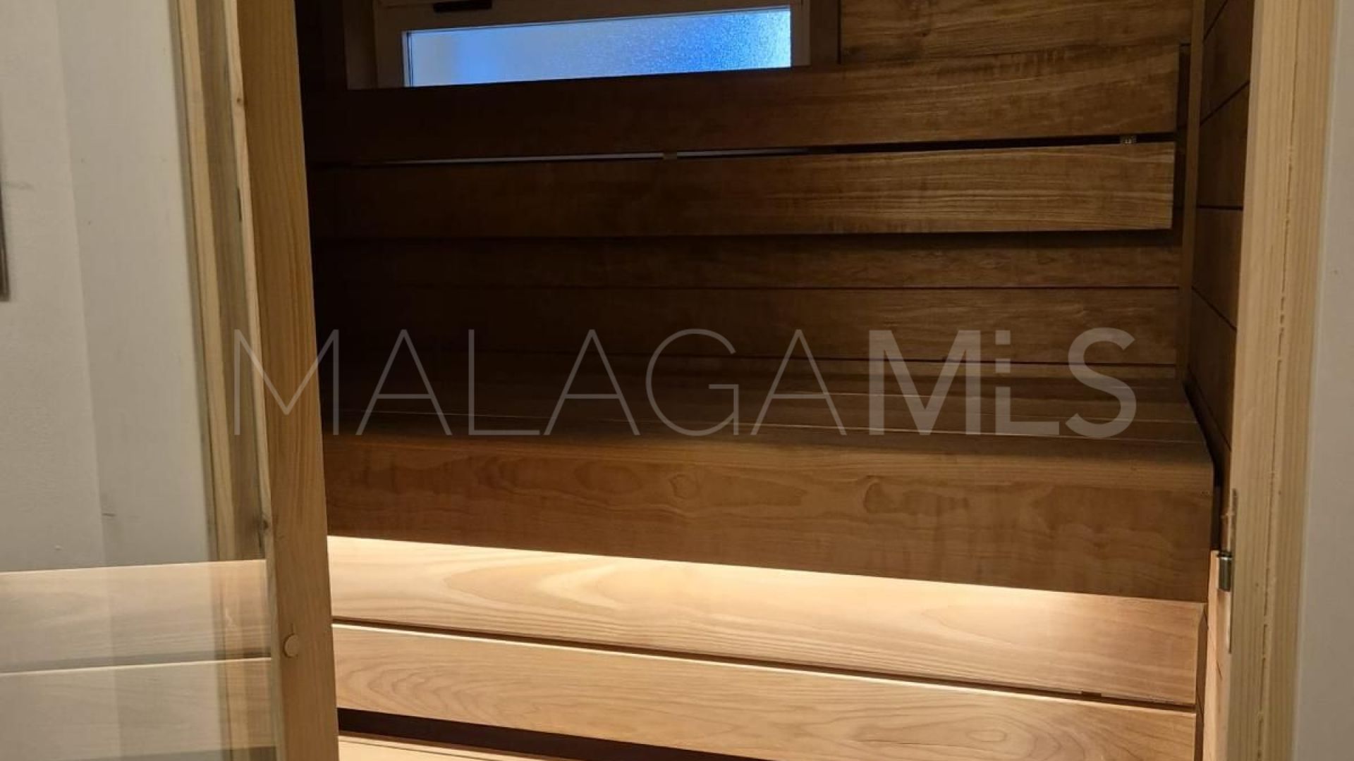 For sale 2 bedrooms ground floor apartment in Mijas Costa