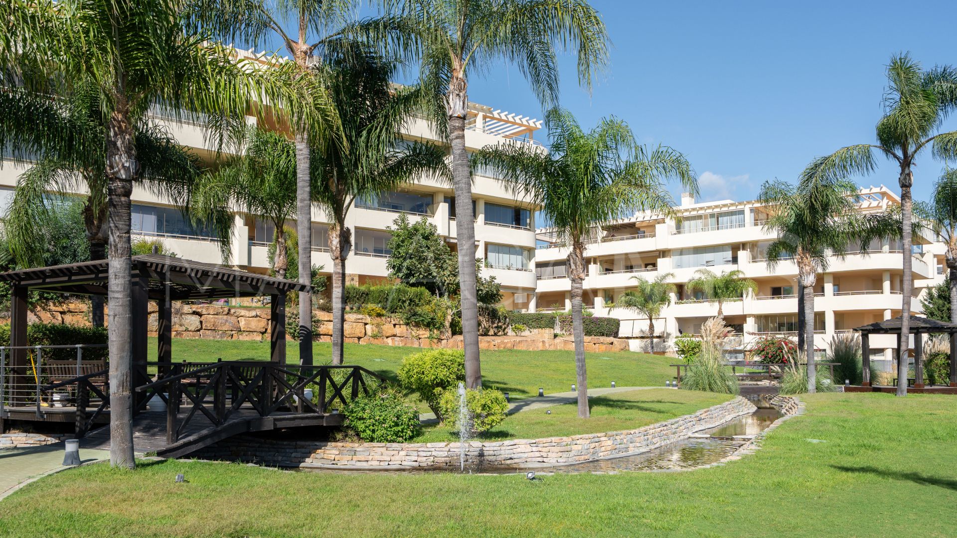 For sale 2 bedrooms ground floor apartment in Mijas Costa