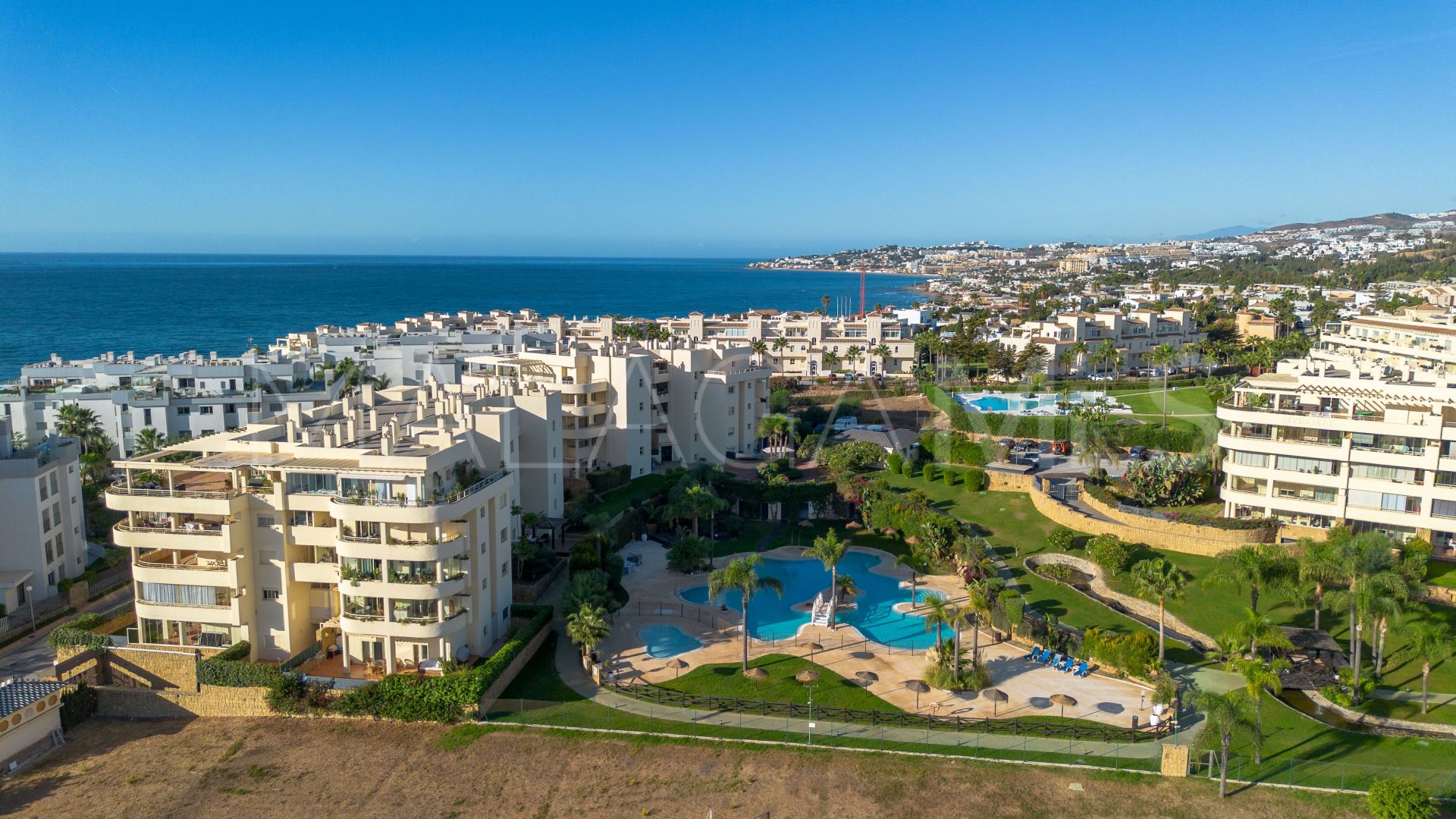 For sale 2 bedrooms ground floor apartment in Mijas Costa