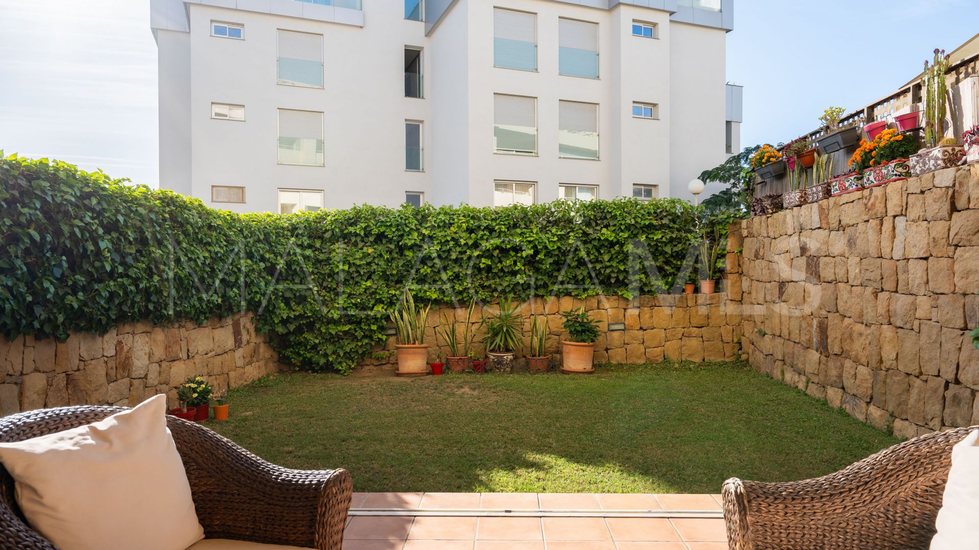 For sale 2 bedrooms ground floor apartment in Mijas Costa