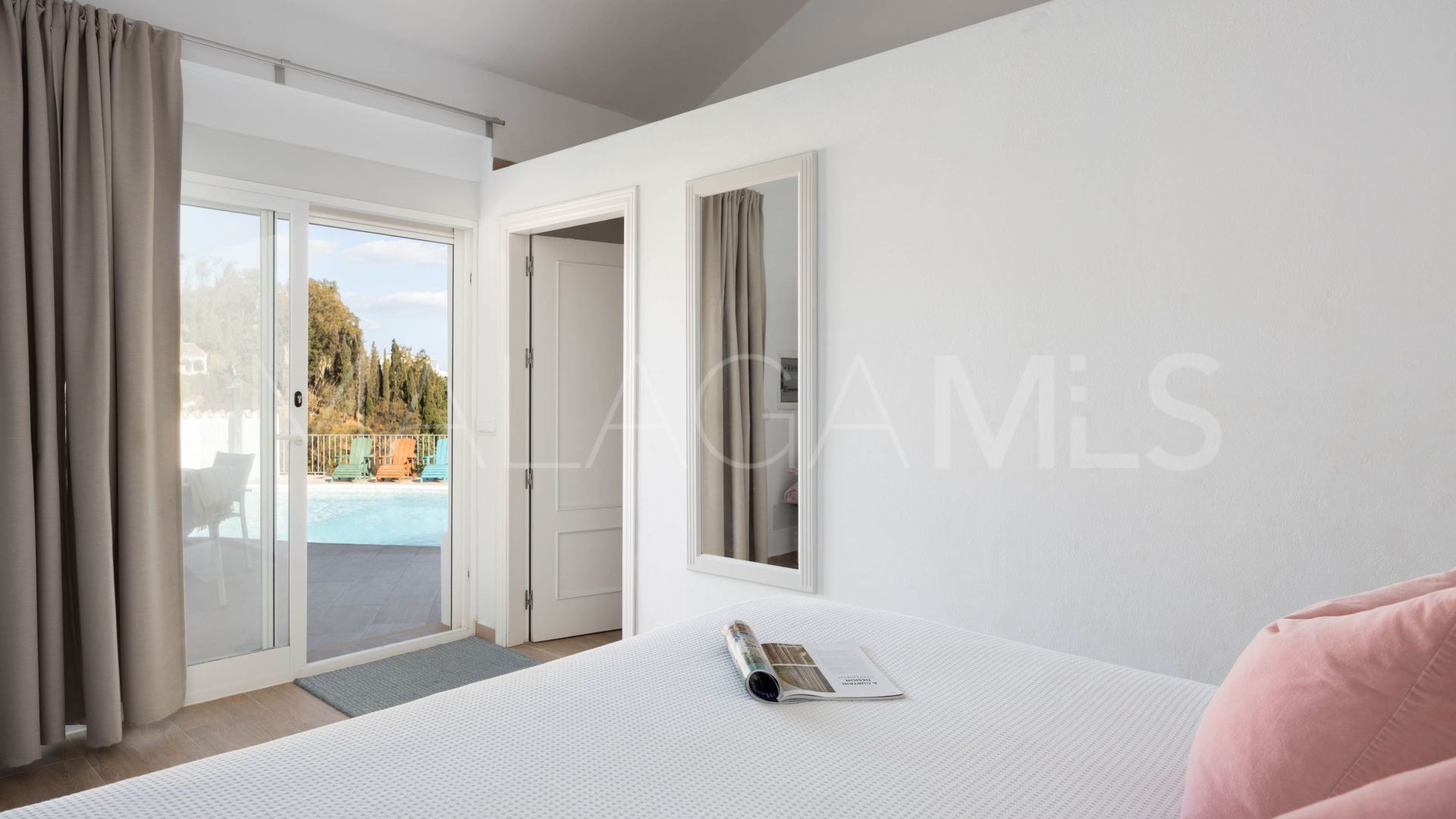 Hus i byn for sale in Mijas