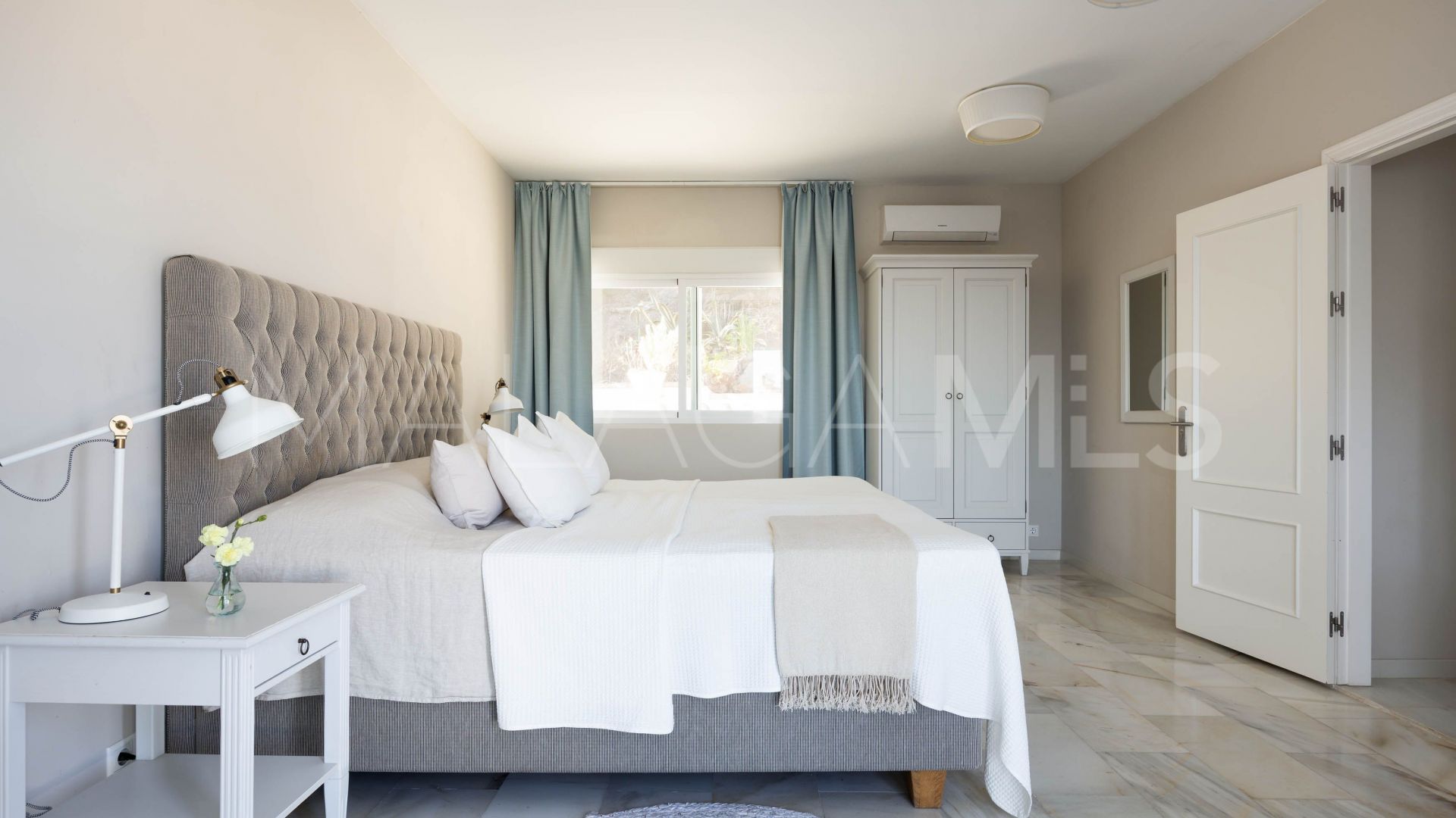 Hus i byn for sale in Mijas