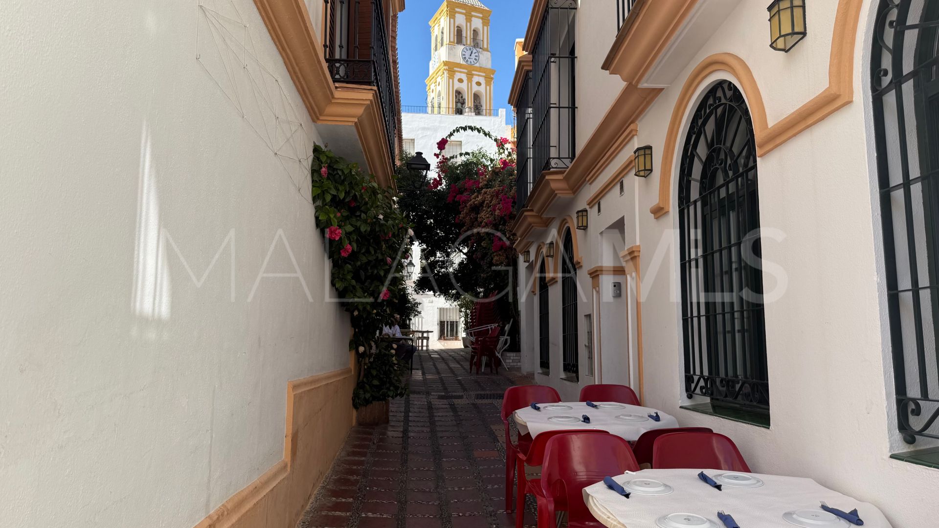 For sale unique building in Marbella Centro