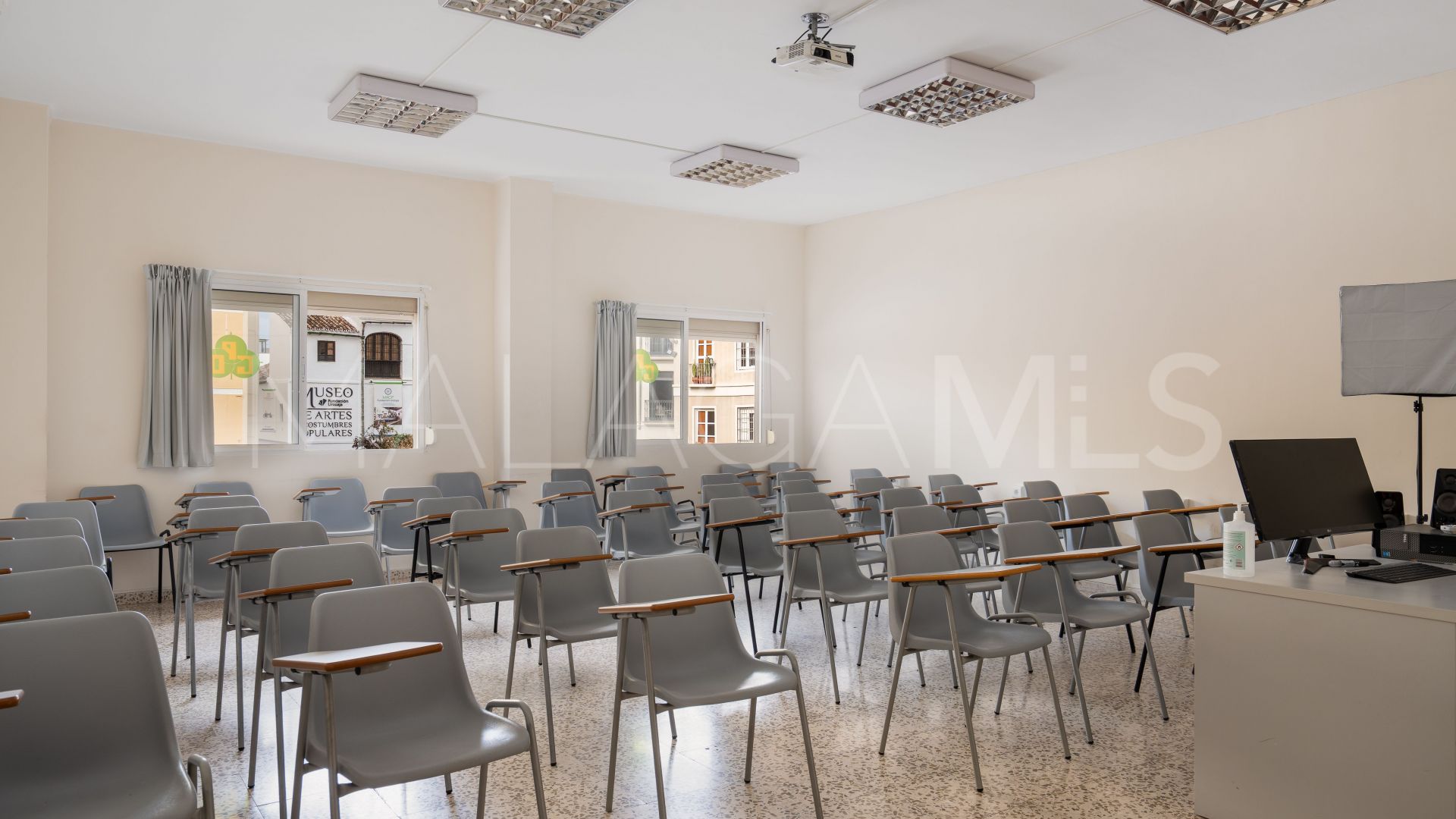 Büro for sale in Malaga - Centro