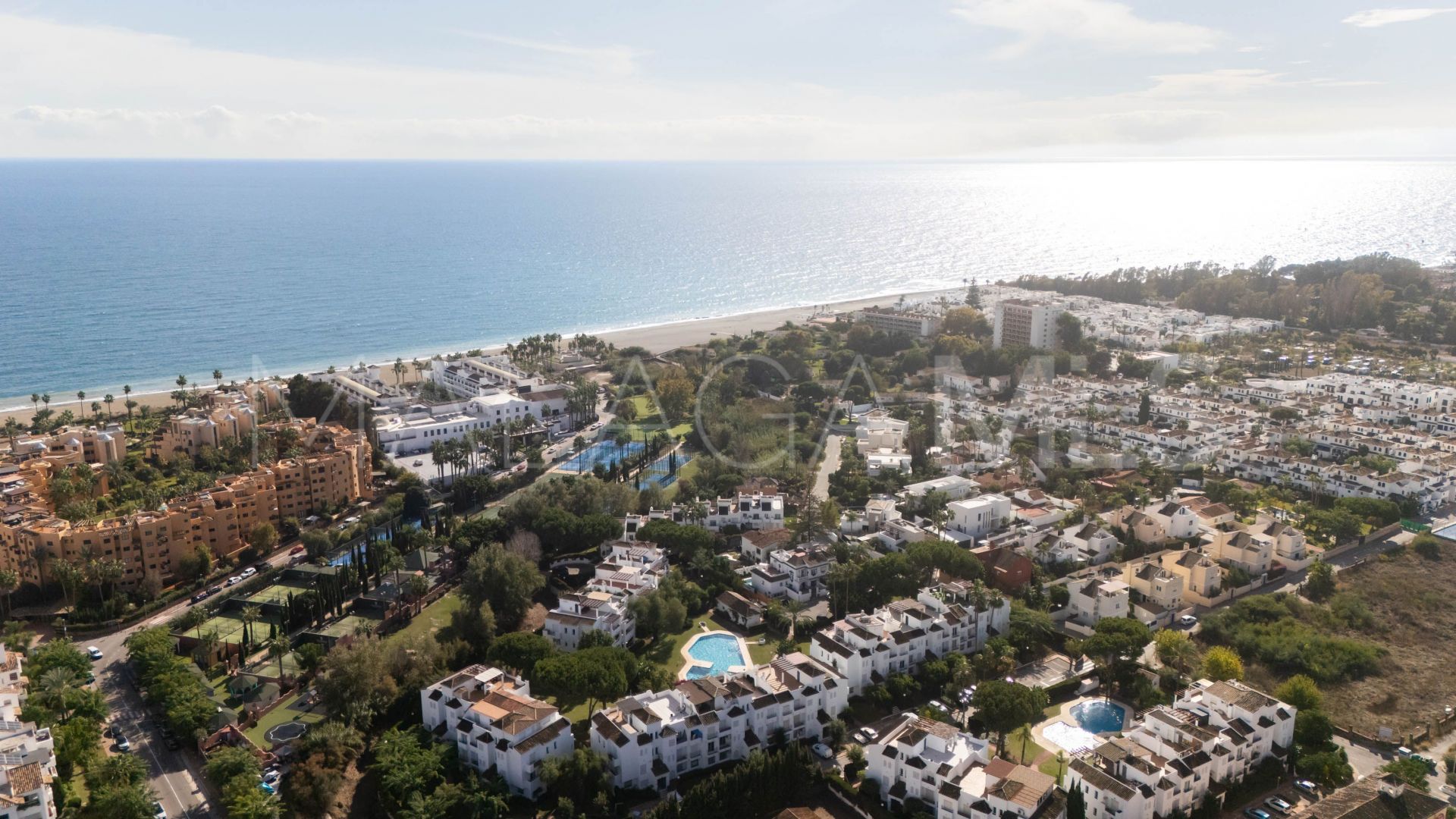 Semi detached house with 3 bedrooms for sale in Beach Side New Golden Mile