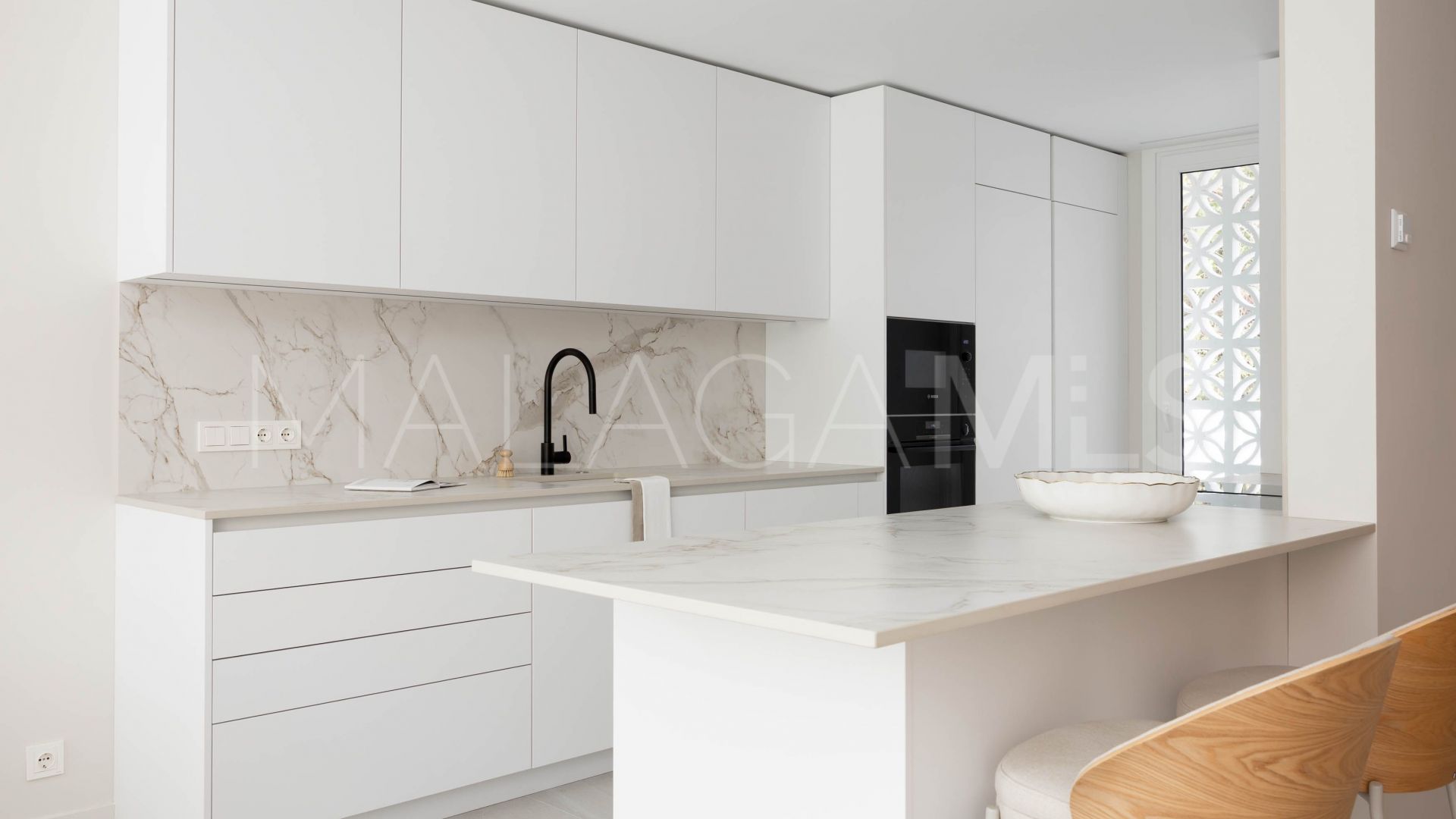 Semi detached house with 3 bedrooms for sale in Beach Side New Golden Mile