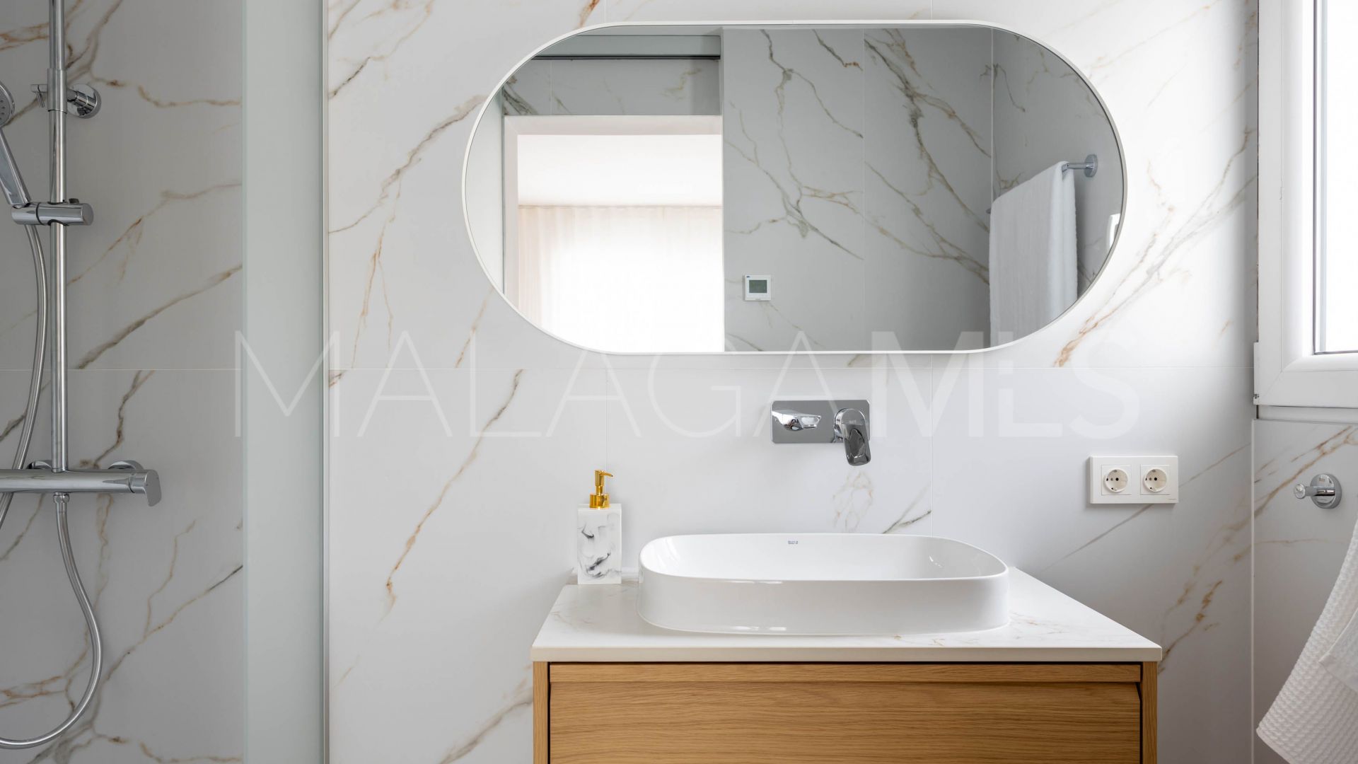 Semi detached house with 3 bedrooms for sale in Beach Side New Golden Mile