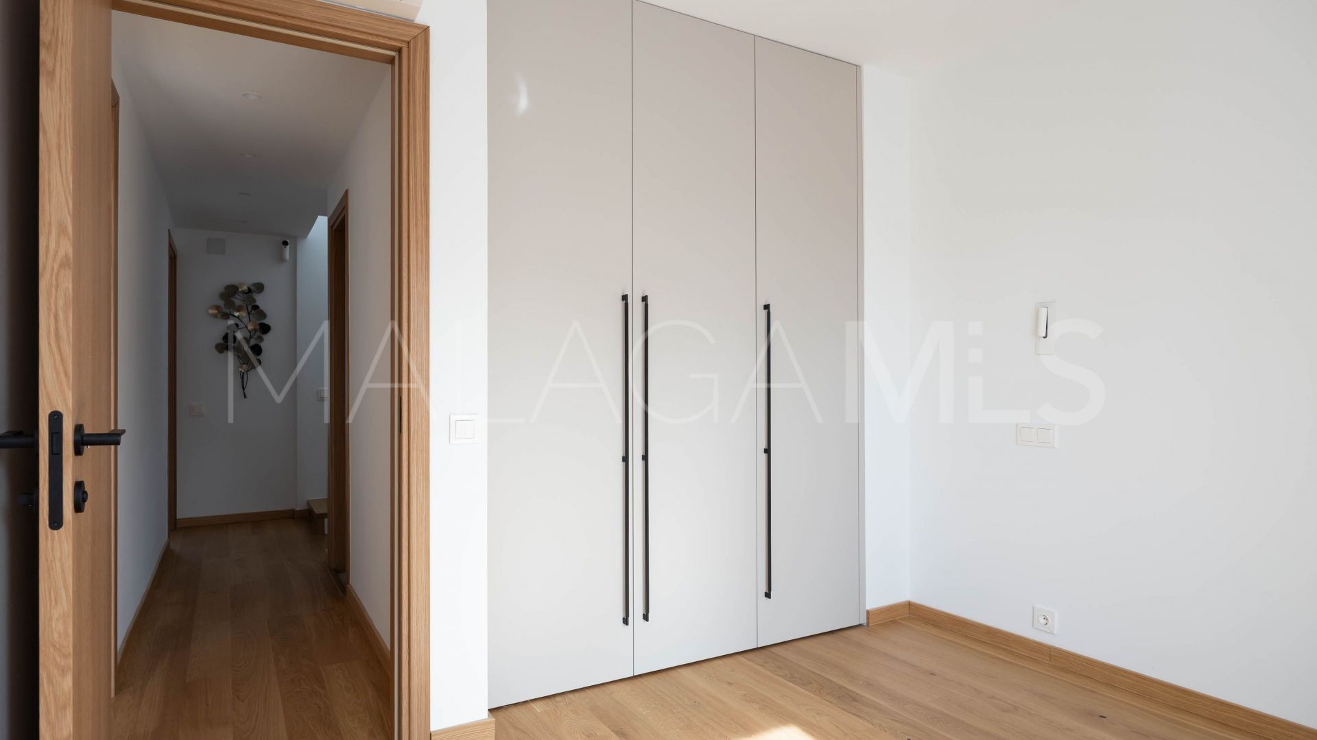 Semi detached house with 3 bedrooms for sale in Beach Side New Golden Mile