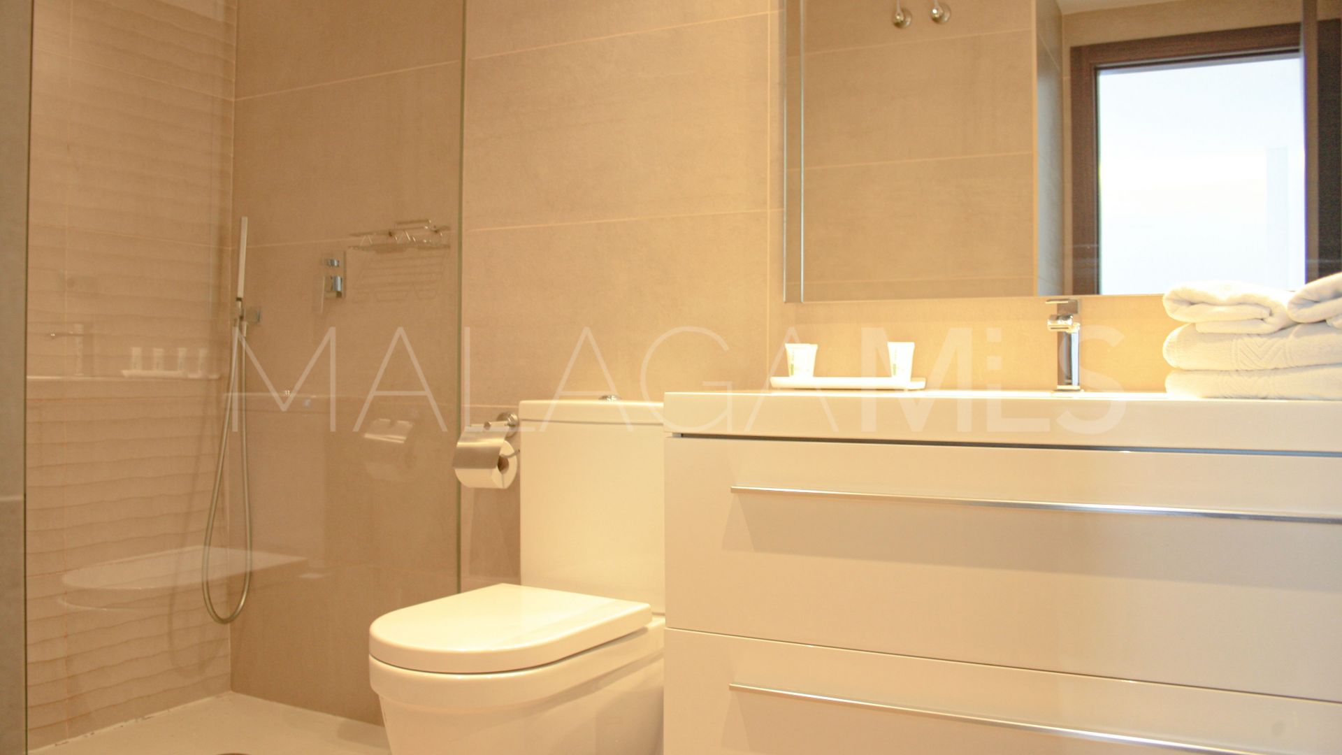 For sale 3 bedrooms apartment in Nueva Alcantara