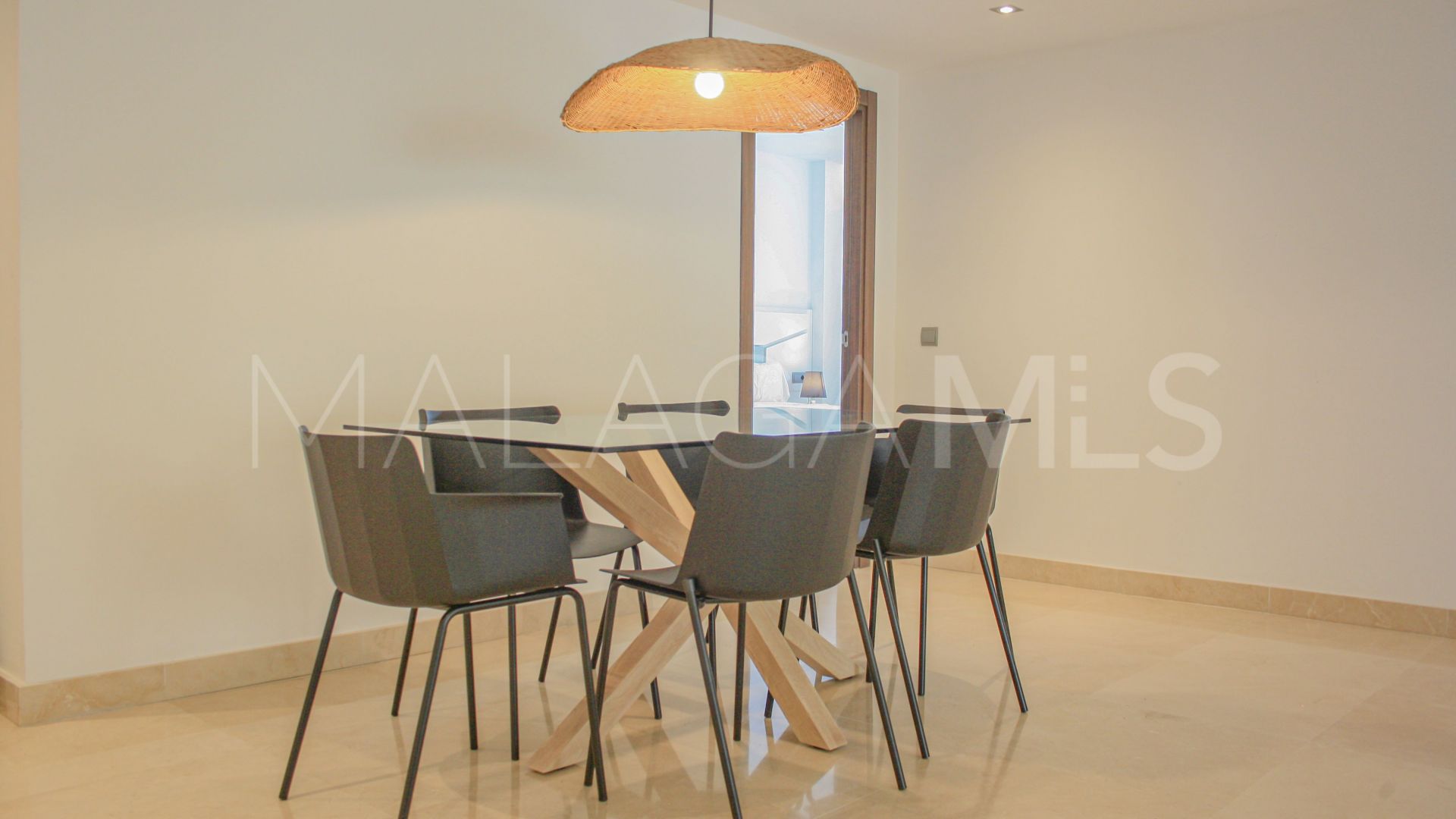 For sale 3 bedrooms apartment in Nueva Alcantara