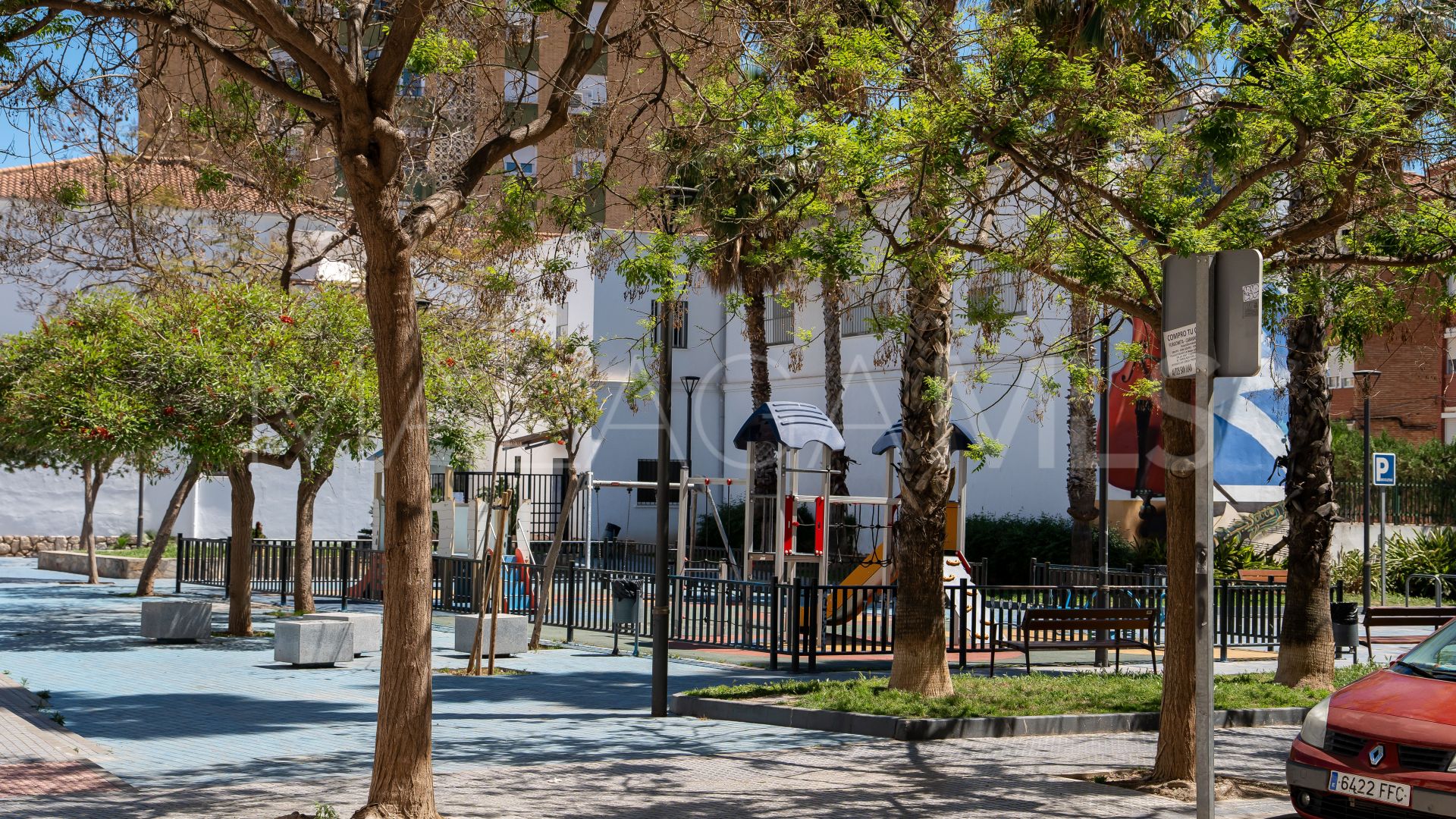 For sale commercial premises in Malaga - Este