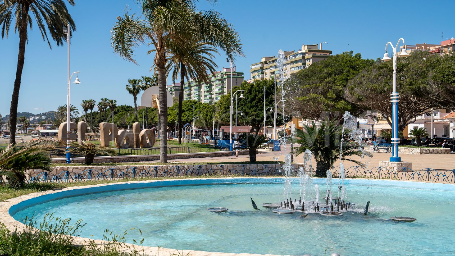 For sale commercial premises in Malaga - Este