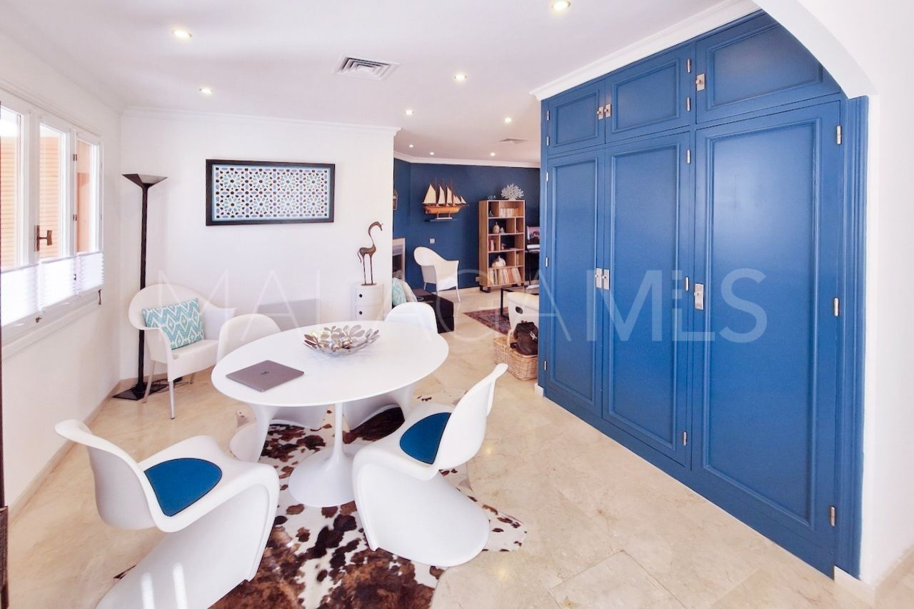 Takvåning for sale in Nueva Andalucia