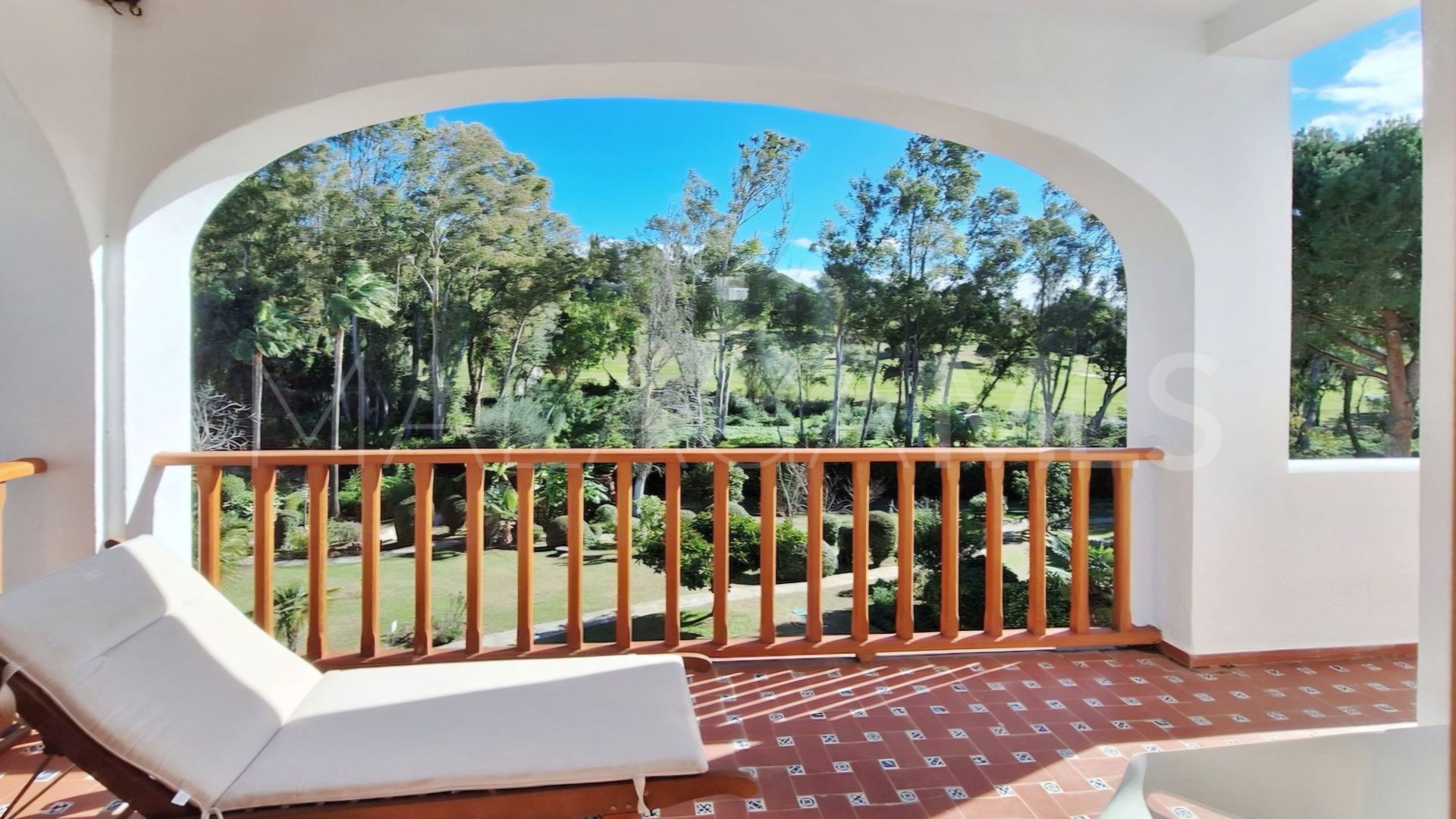 Takvåning for sale in Nueva Andalucia