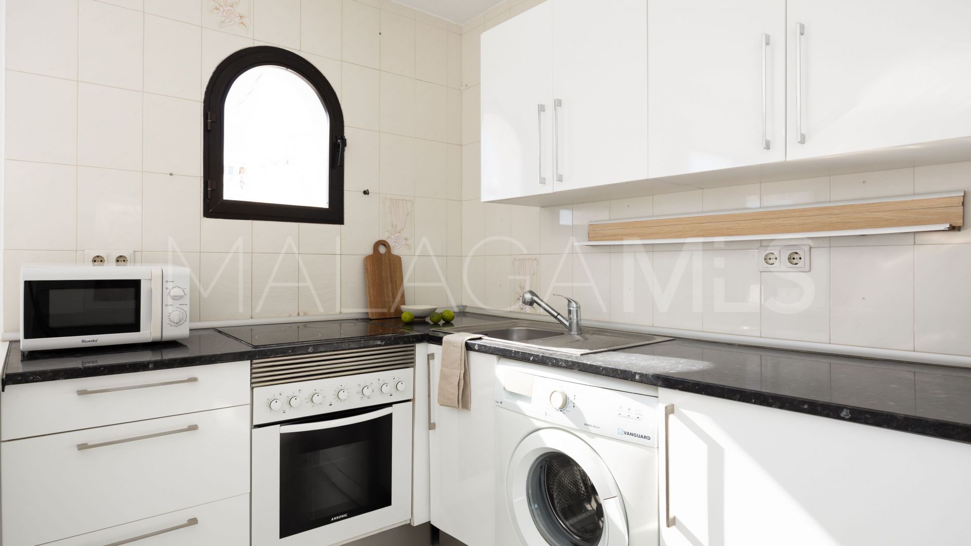 Sitio de Calahonda, adosado a la venta