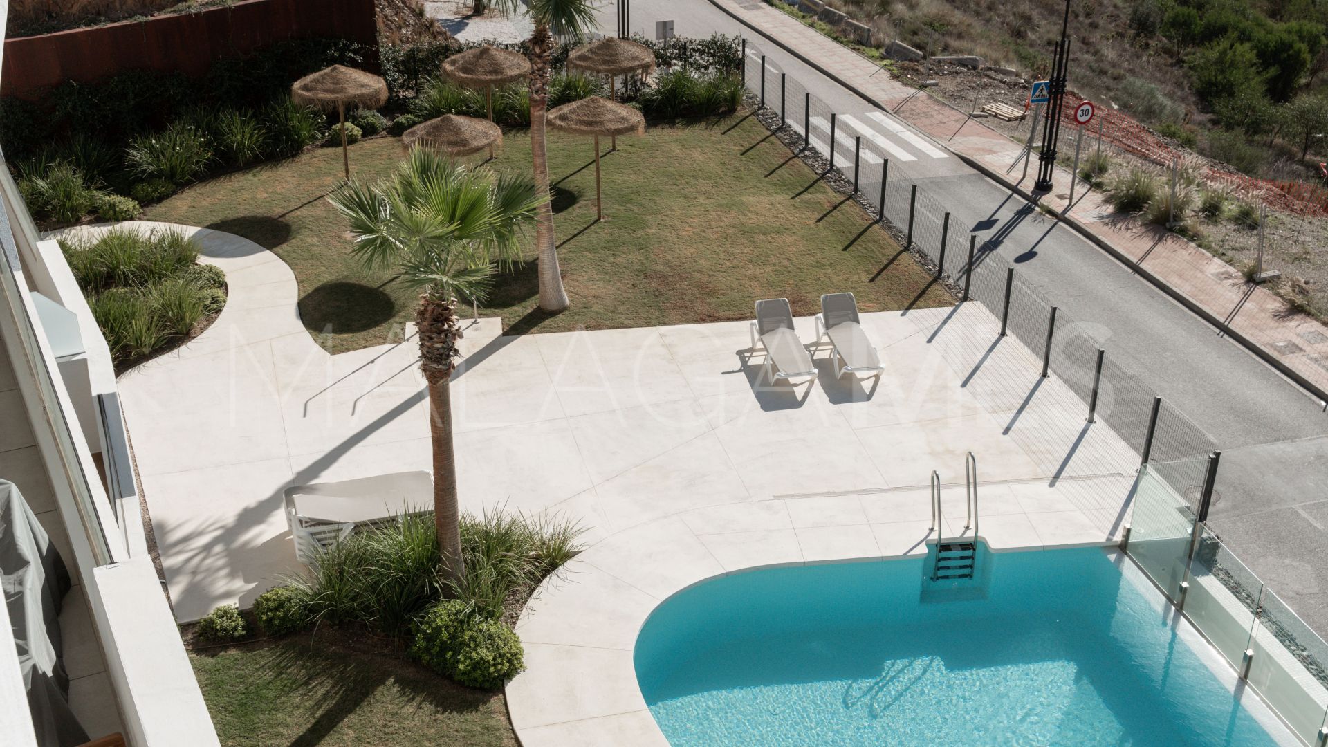 Appartement terrasse for sale in El Higueron