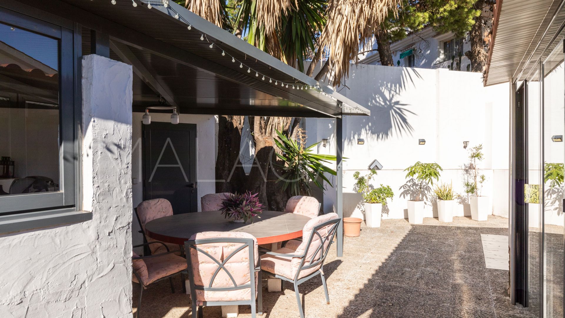 Villa for sale in Torremolinos