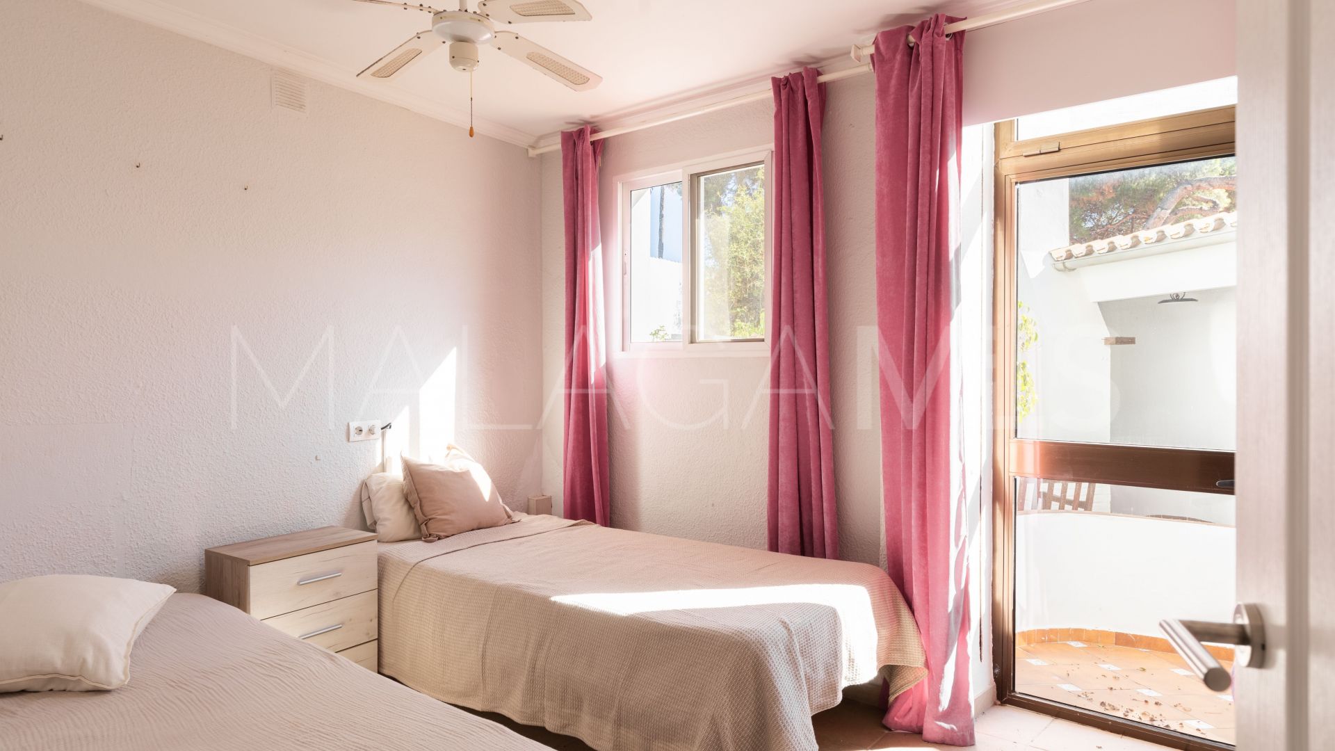 Villa for sale in Torremolinos