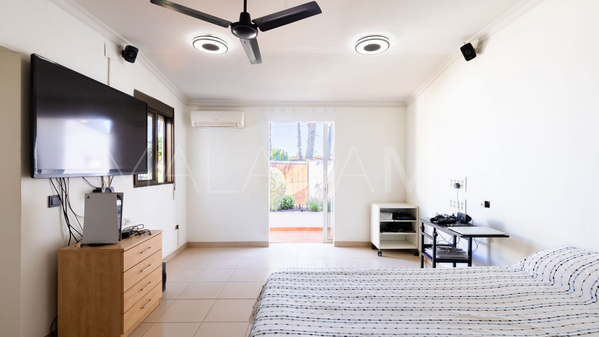 Villa for sale in Torremolinos