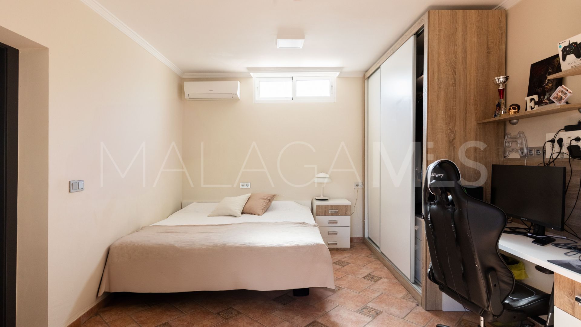 Villa for sale in Torremolinos