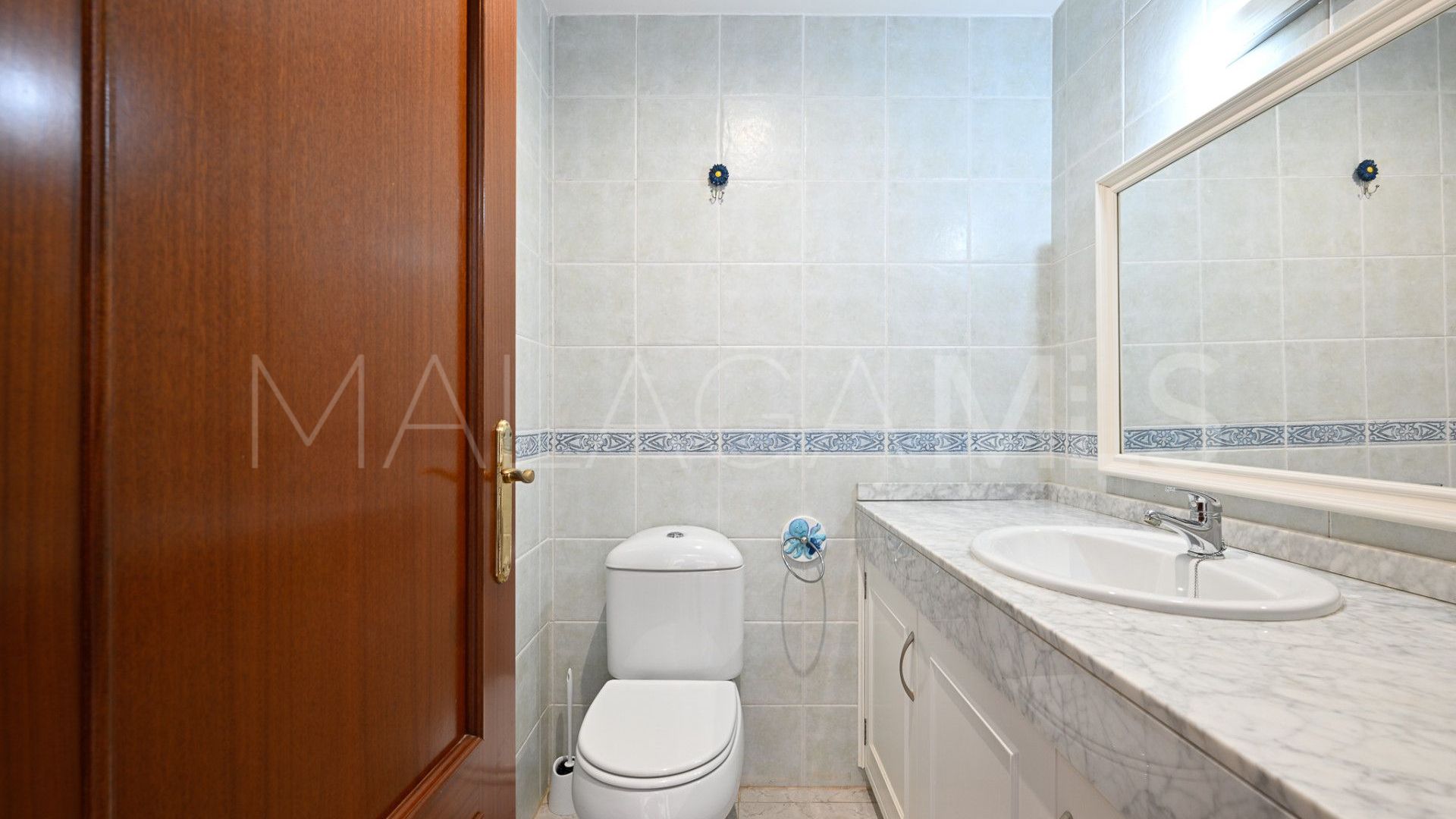 Adosado for sale in Sitio de Calahonda de 4 bedrooms