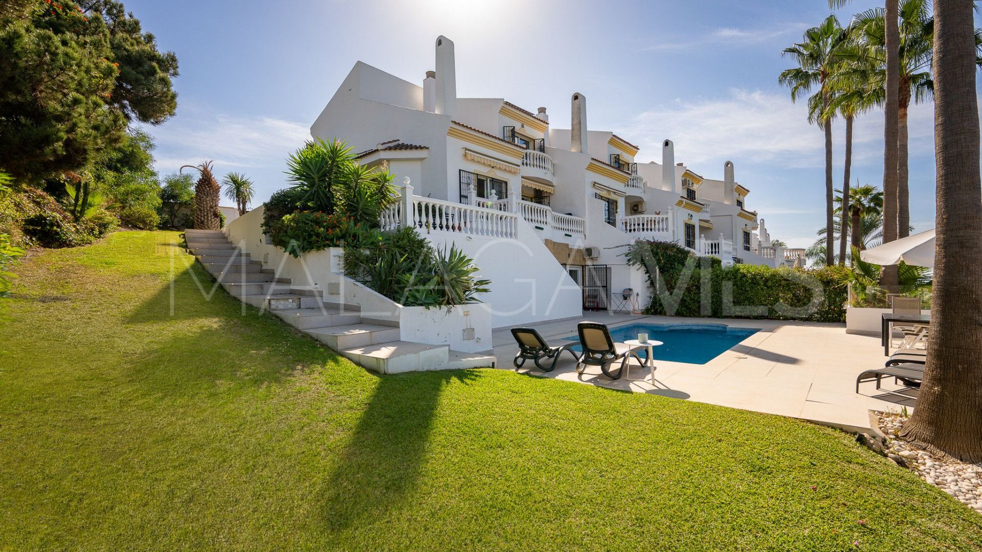 Adosado for sale in Sitio de Calahonda de 4 bedrooms