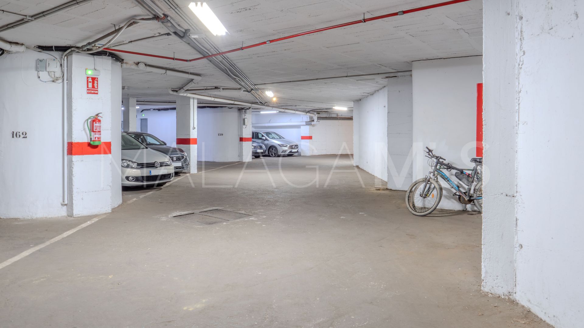 Buy apartamento planta baja in Mijas Golf with 2 bedrooms