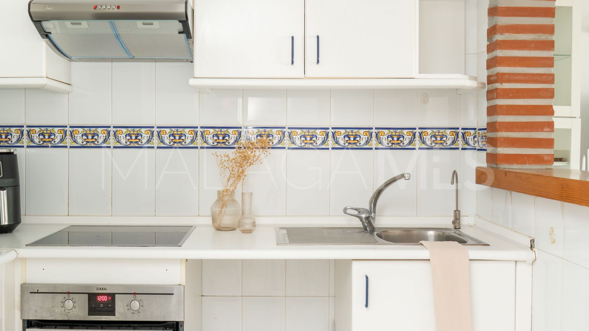 Buy apartamento planta baja in Mijas Golf with 2 bedrooms