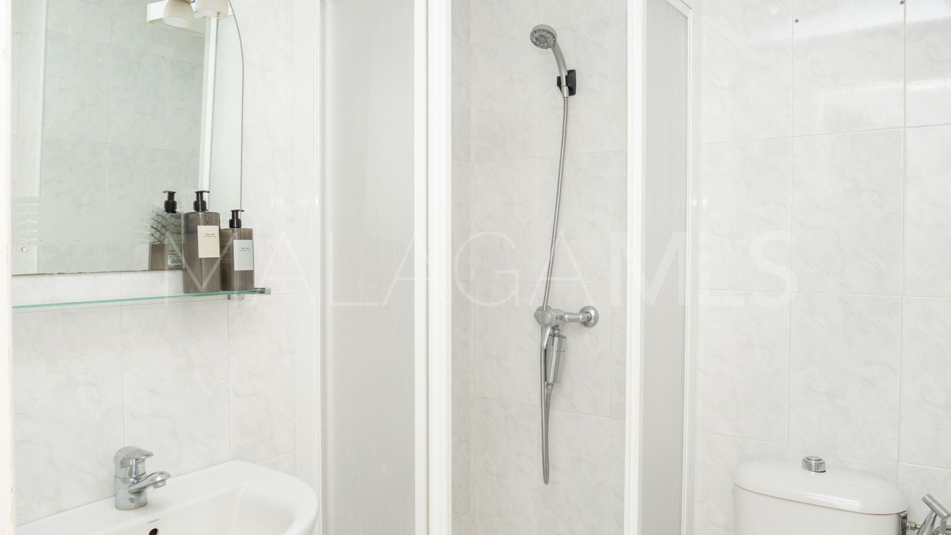 Buy apartamento planta baja in Mijas Golf with 2 bedrooms