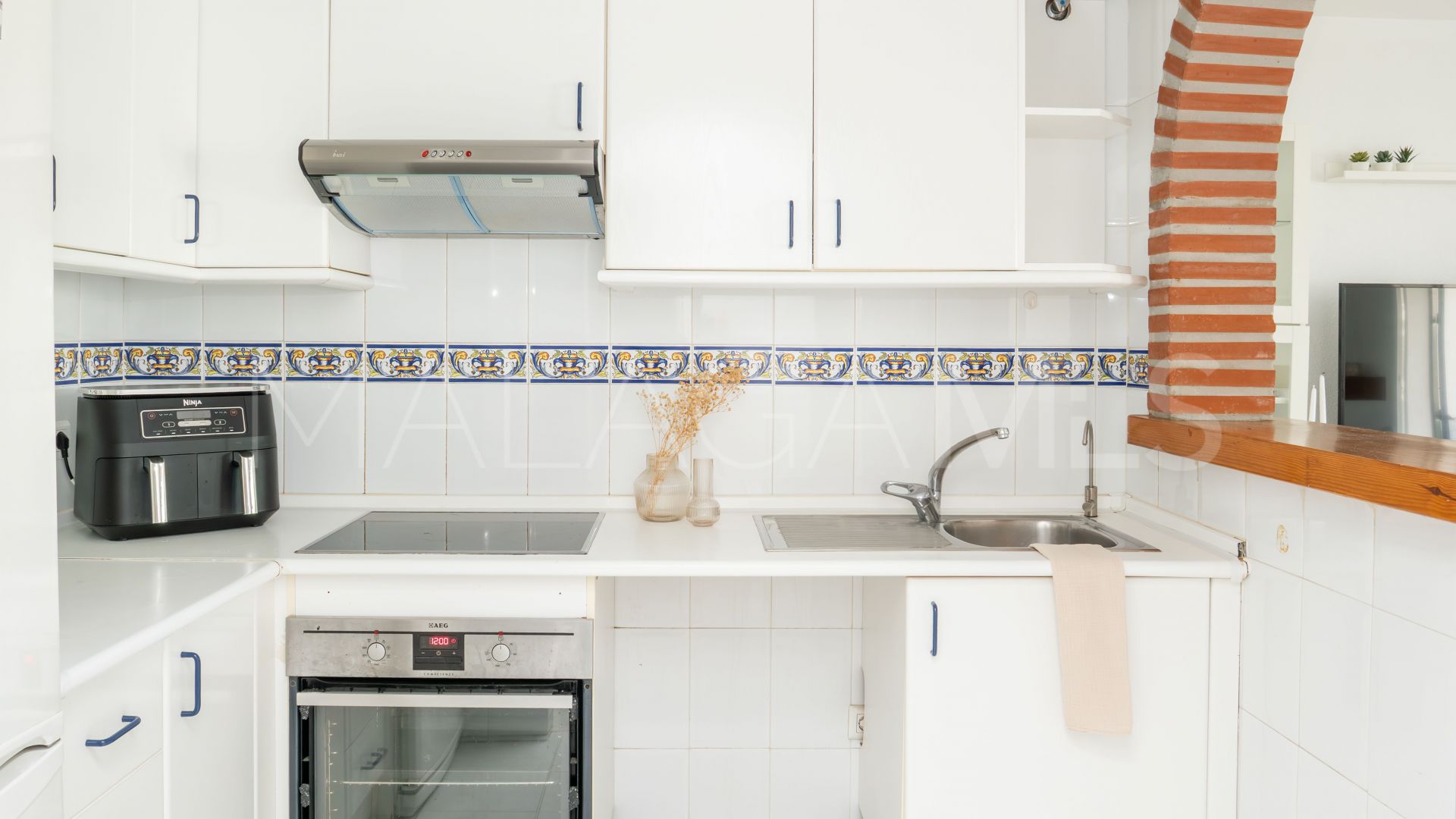 Buy apartamento planta baja in Mijas Golf with 2 bedrooms