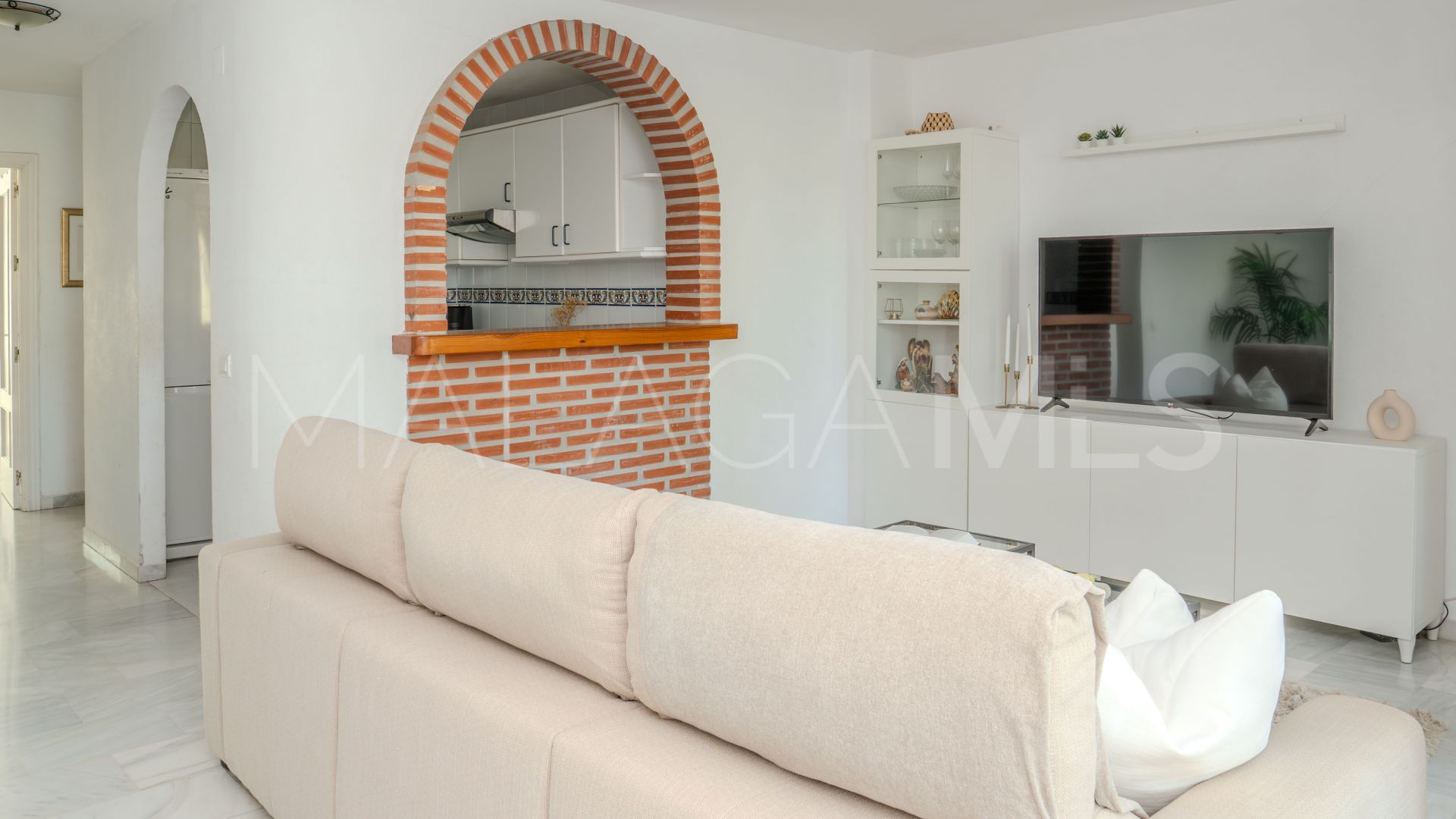 Buy apartamento planta baja in Mijas Golf with 2 bedrooms