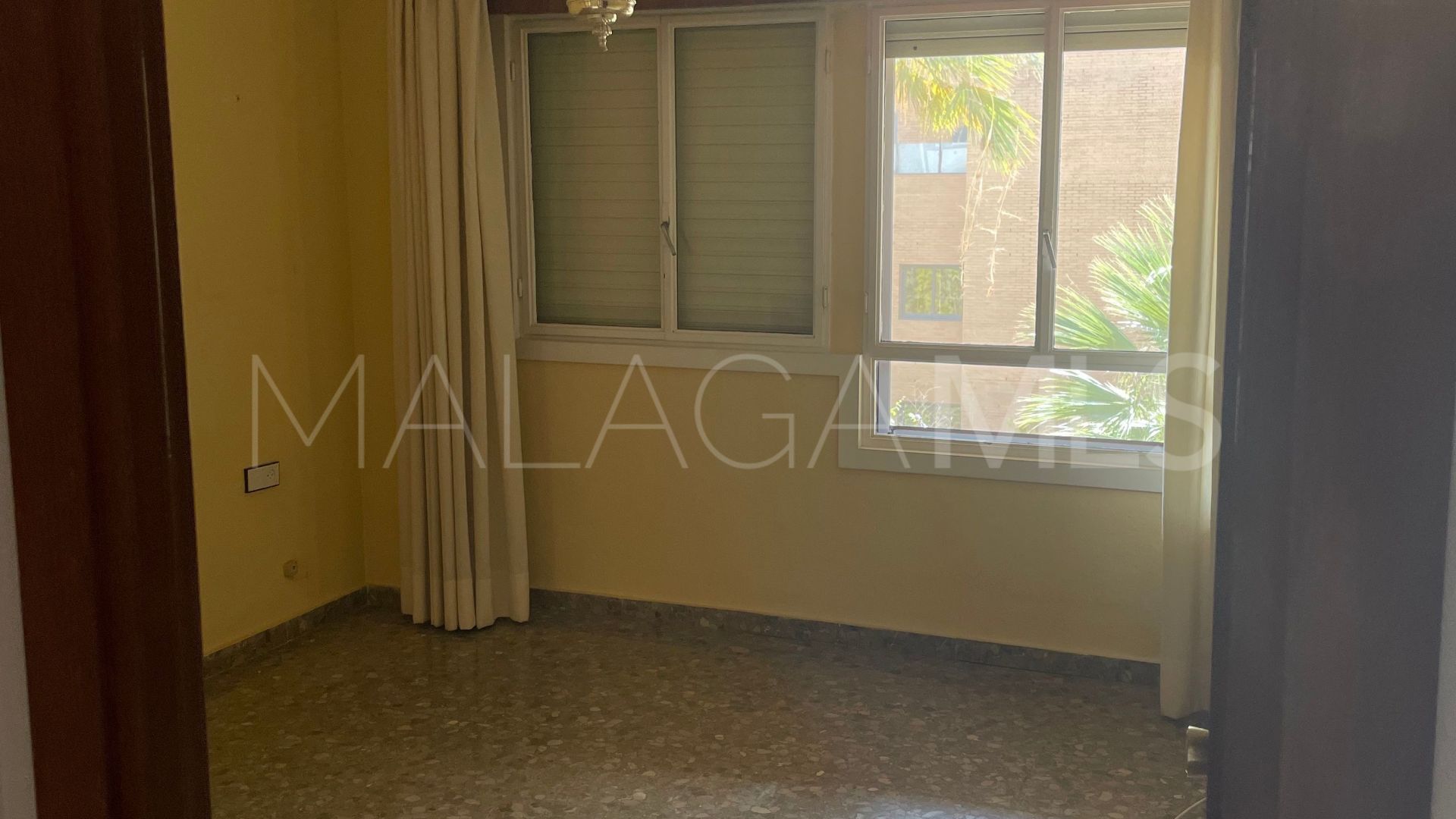 For sale Malaga - Este 4 bedrooms apartment